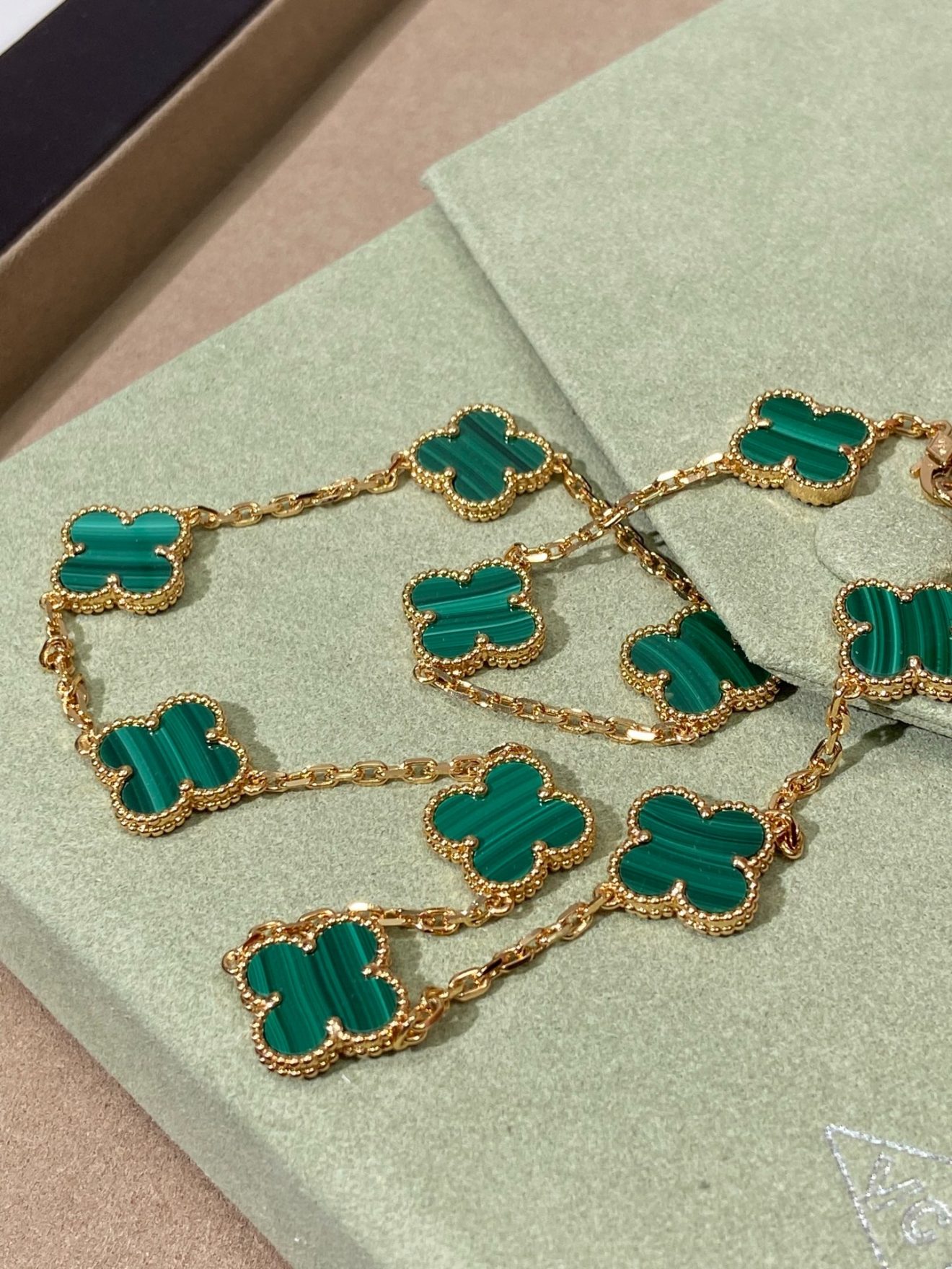 Van  Cleef & Arpels  Bracelet - Image 6