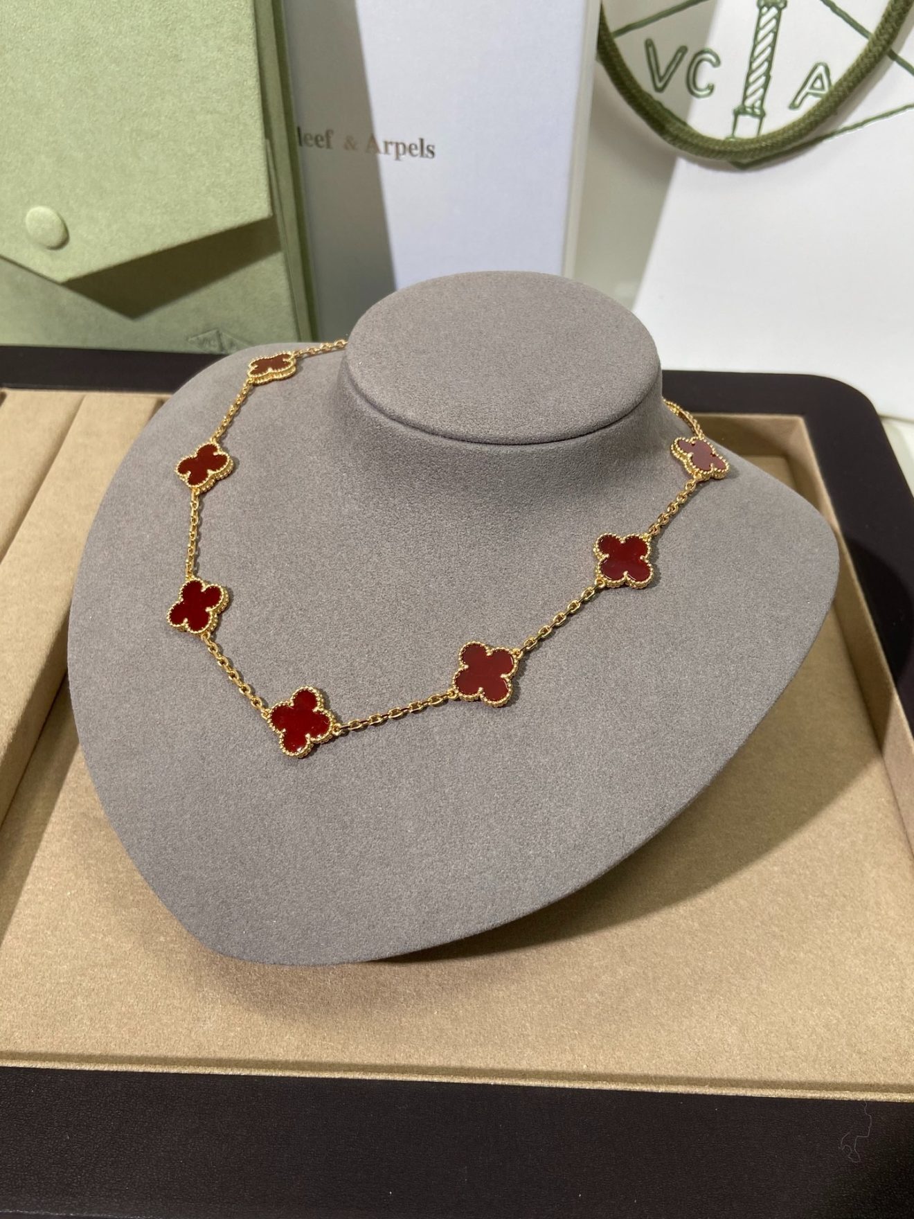Van  Cleef & Arpels  necklace