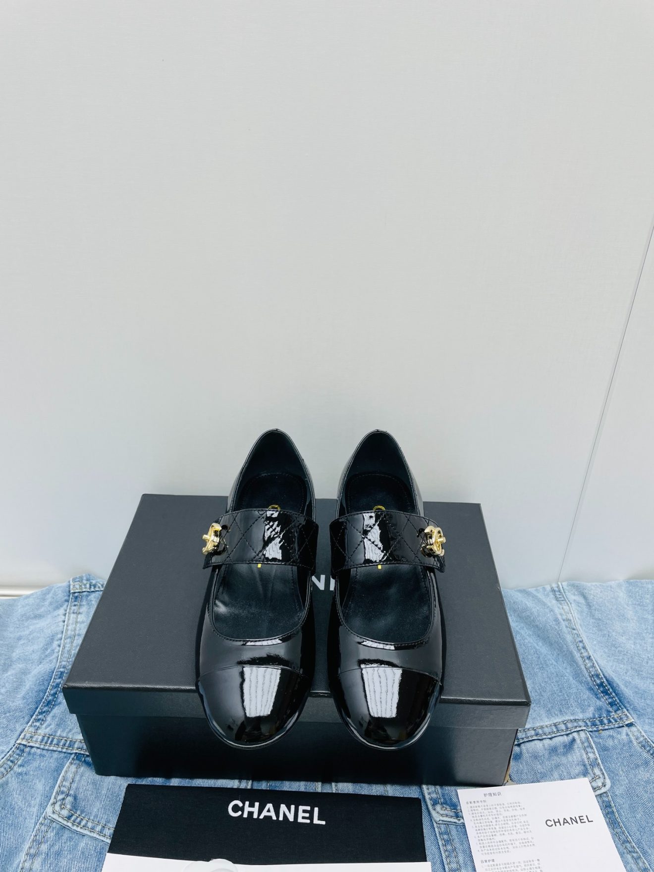 CHANEL  shoes - Image 2