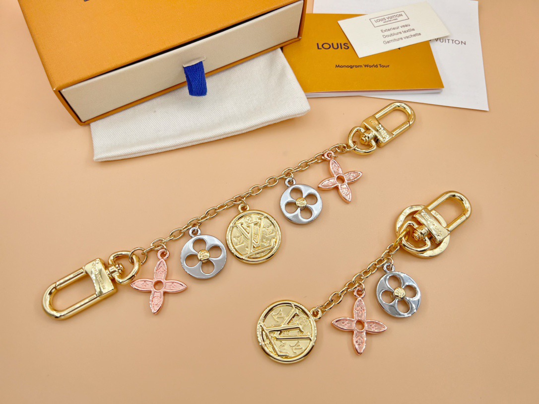 LOUIS VUITTON lv Charm