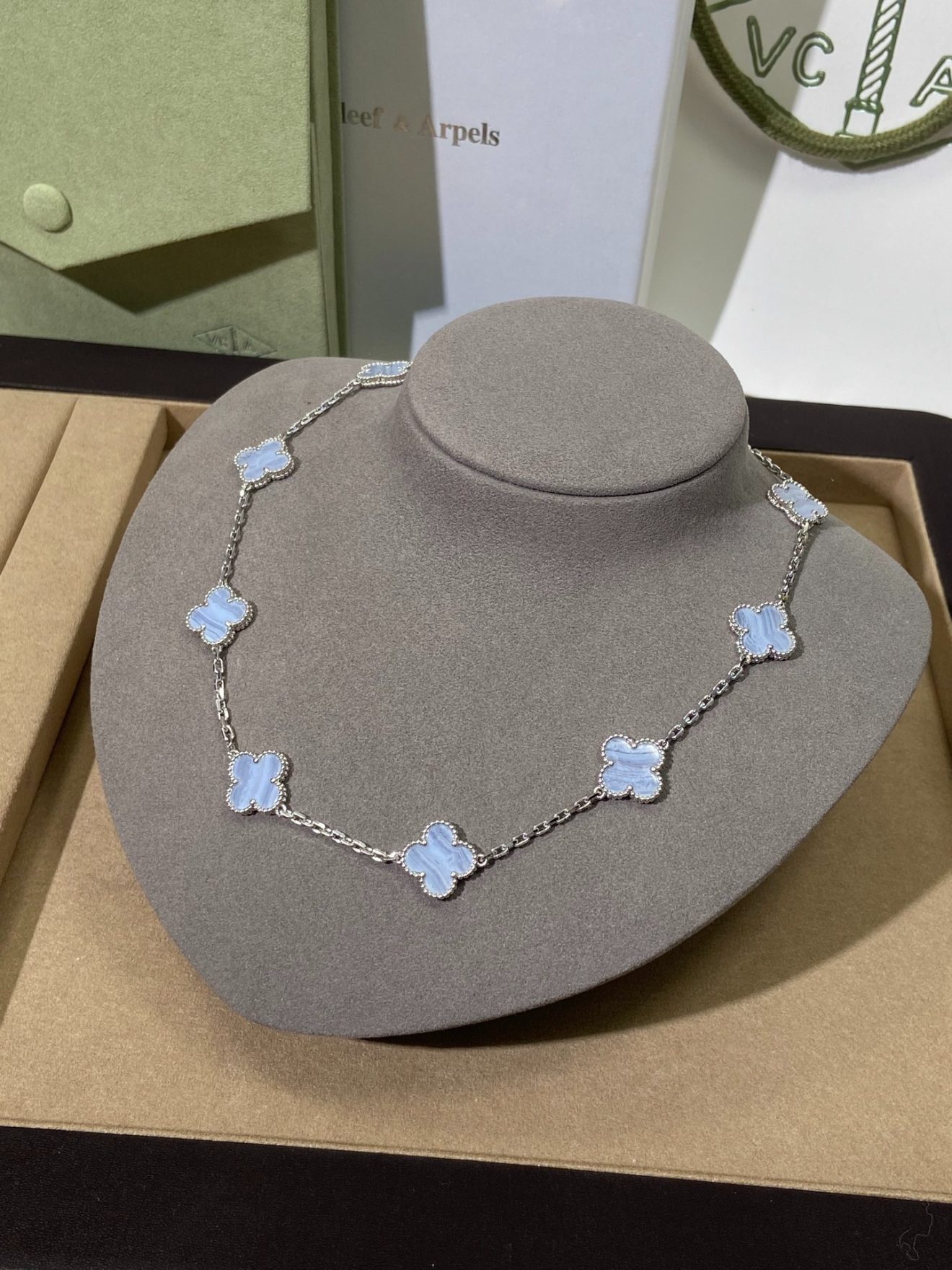 Van Cleef & Arpels Necklace