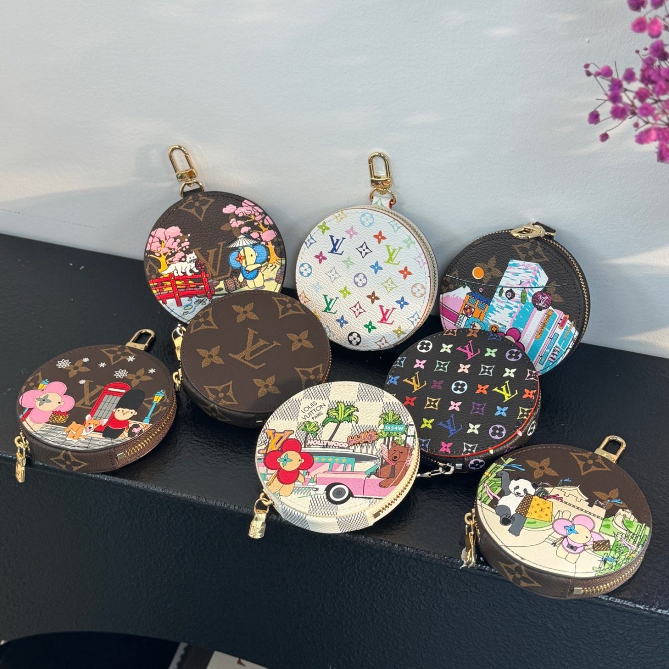 LOUIS VUITTON lv  Charm - Image 11