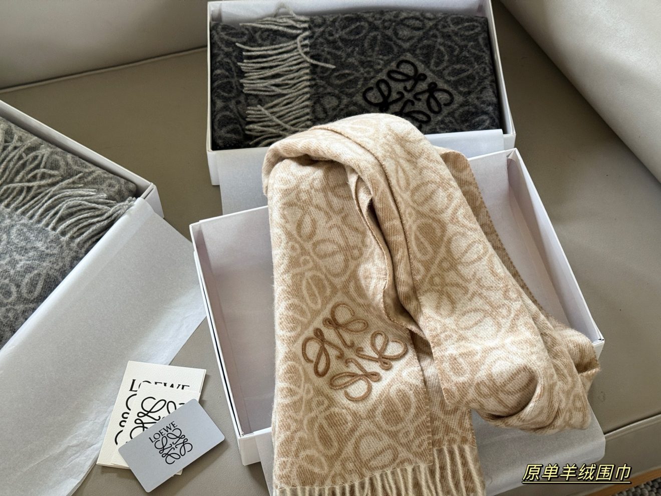 LOEWE Scarf size：180cm*38cm - Image 3