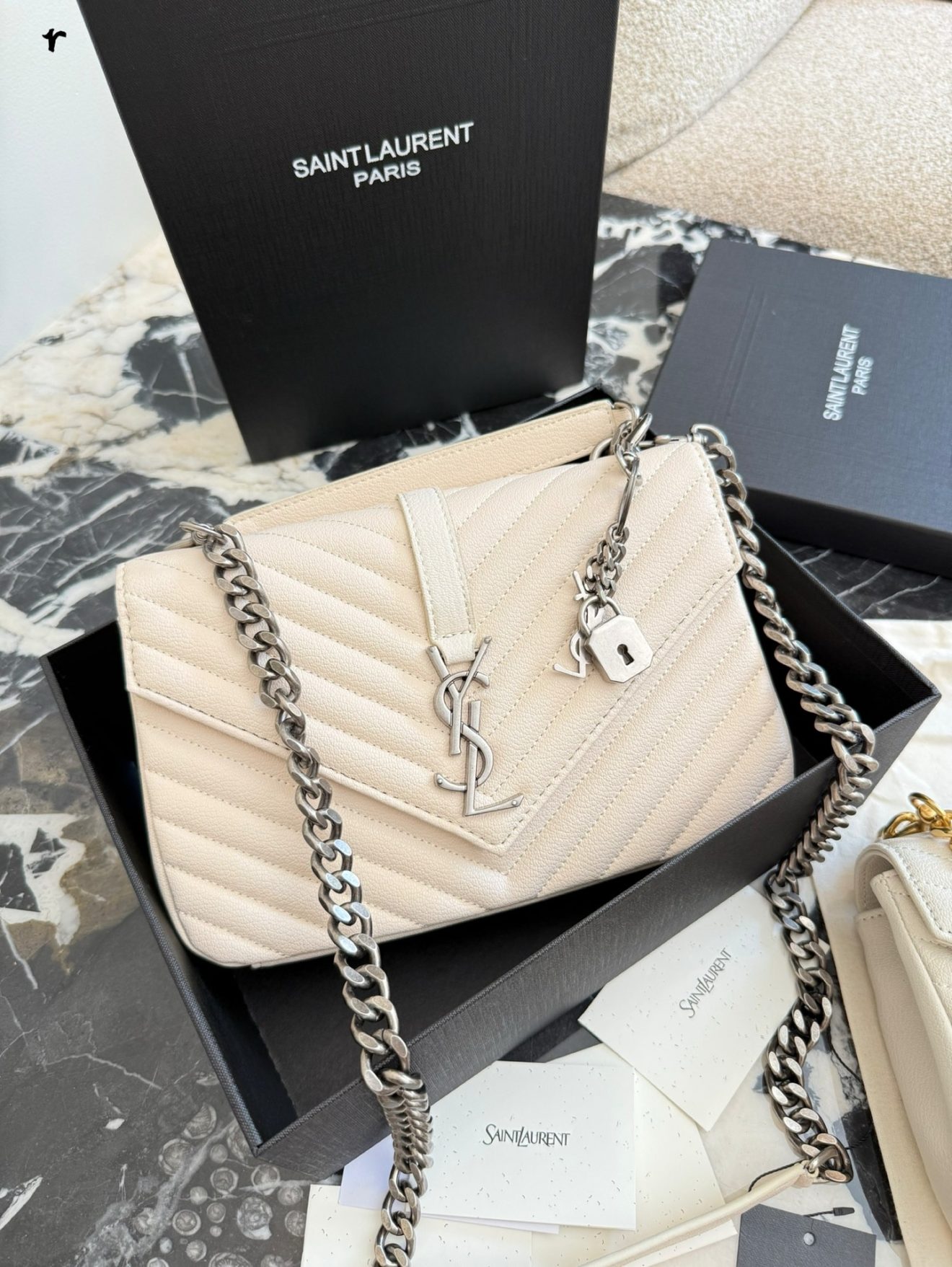 YSL BAG size  :  24X16X6cm - Image 4