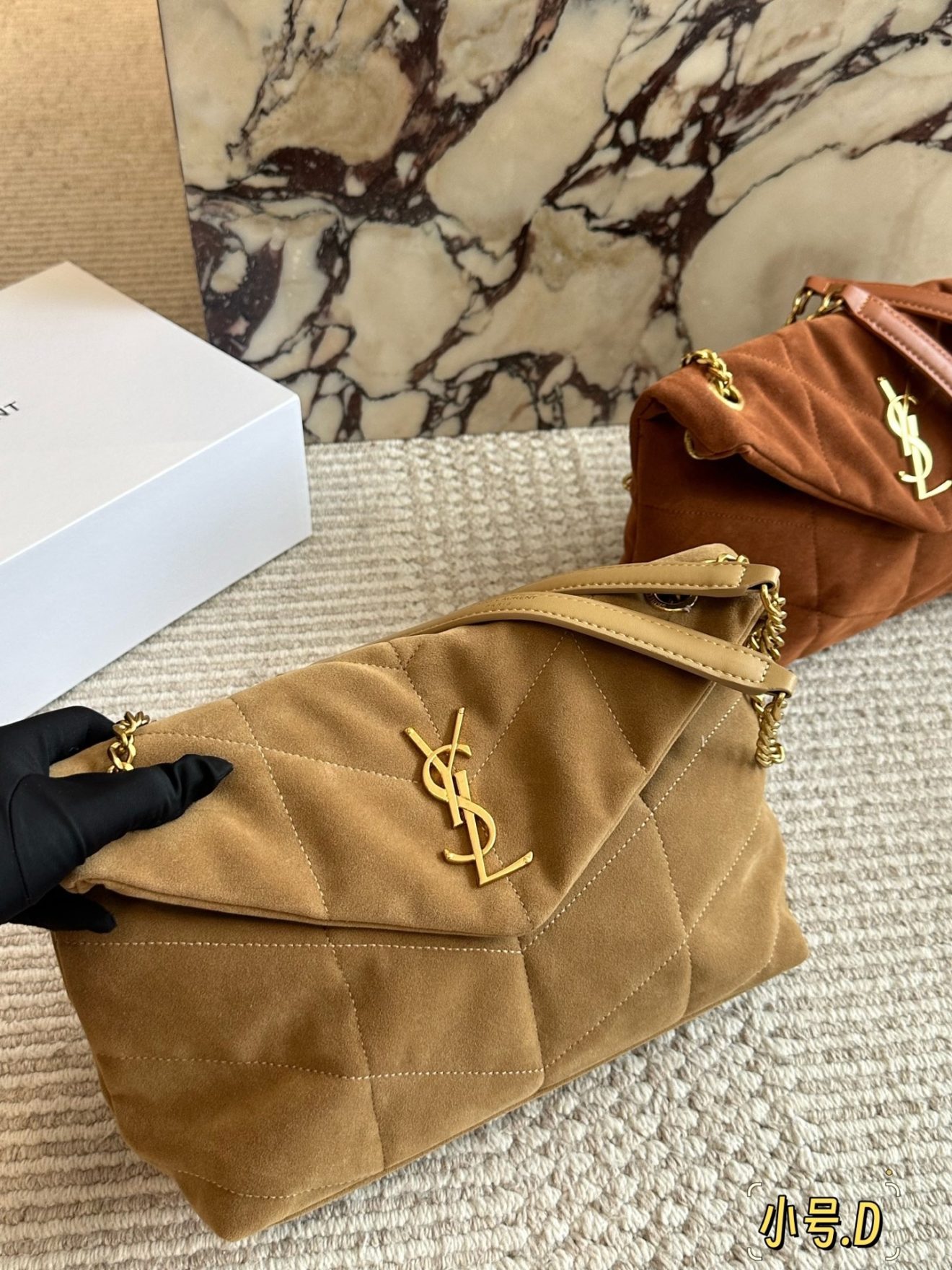 YSL BAG  SIZE :  27 X 19cm