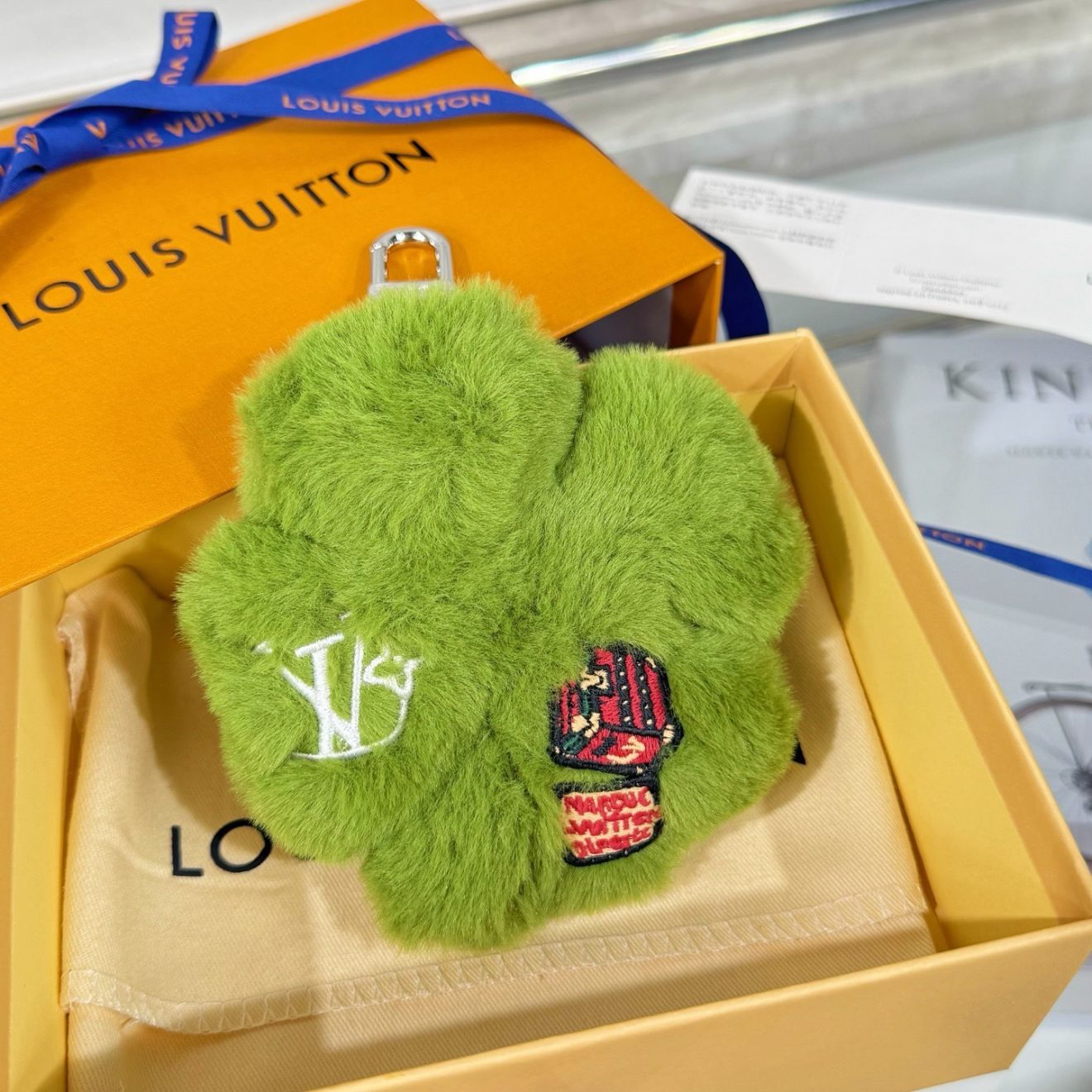 LOUIS VUITTON lv Charm