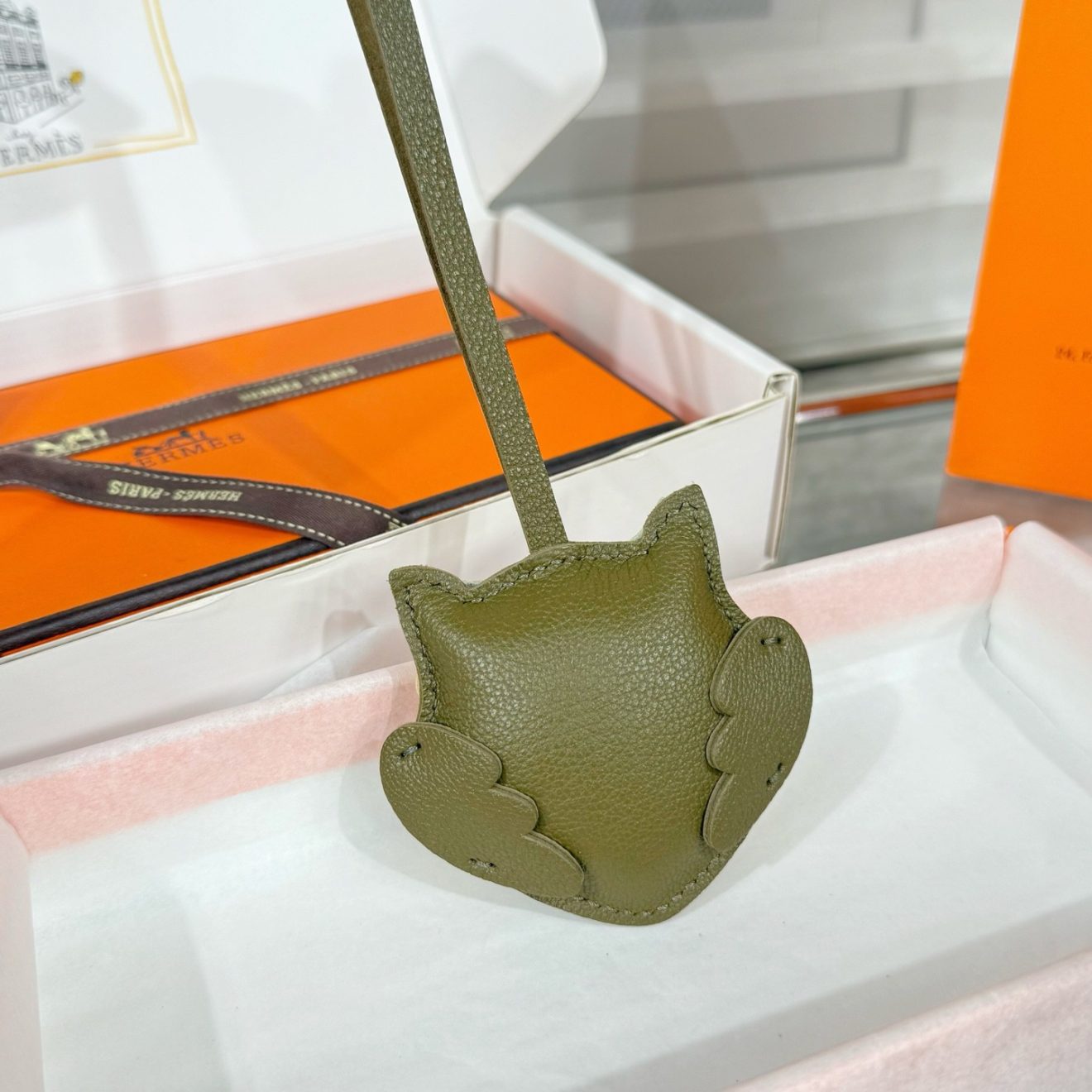 HERMES Charm - Image 6