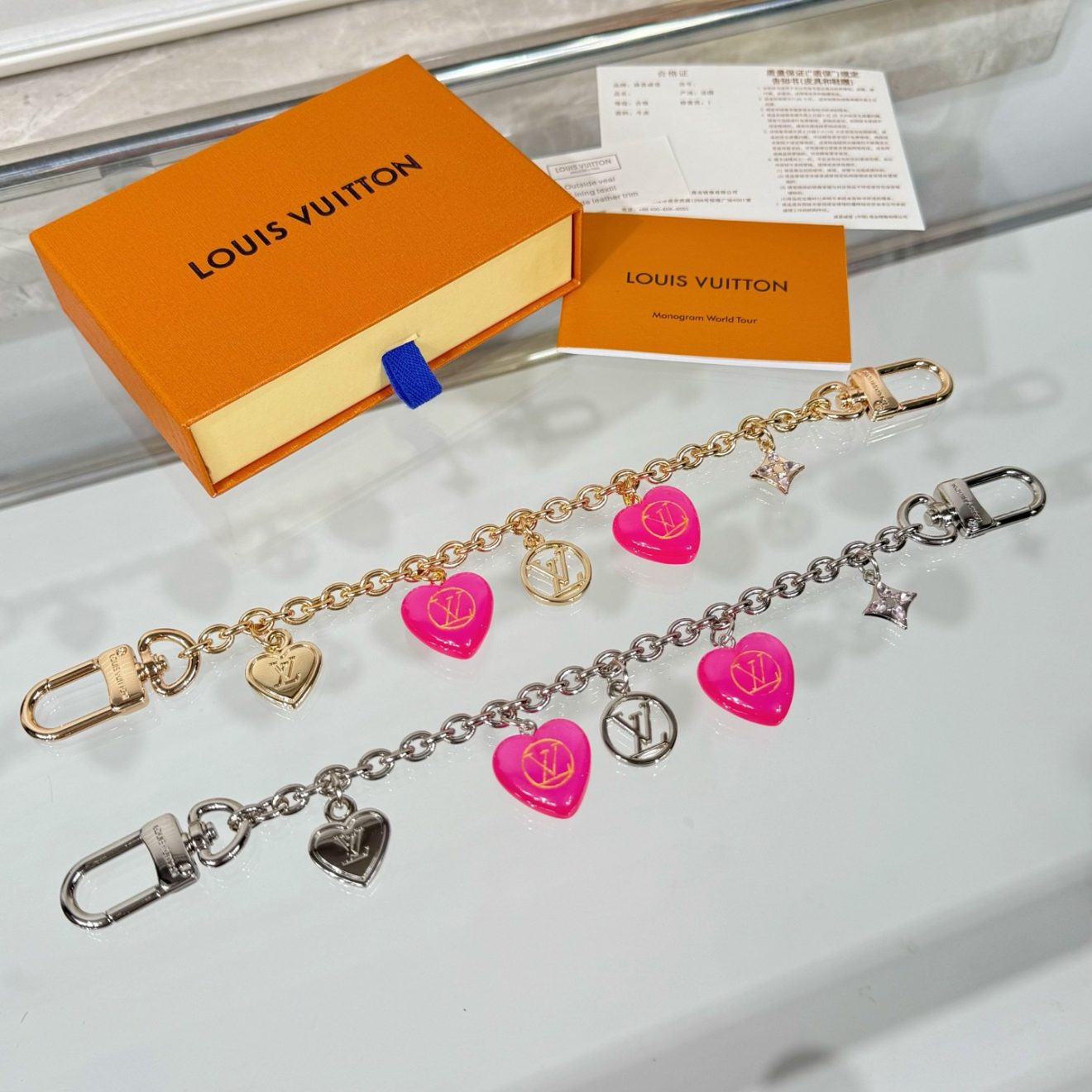 LOUIS VUITTON lv Charm - Image 4