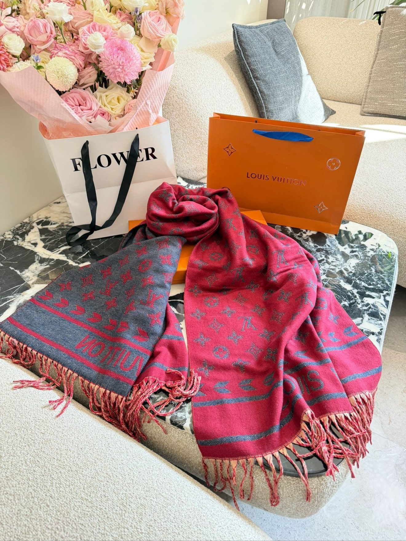 LOUIS VUITTON lv Scarf - Image 4