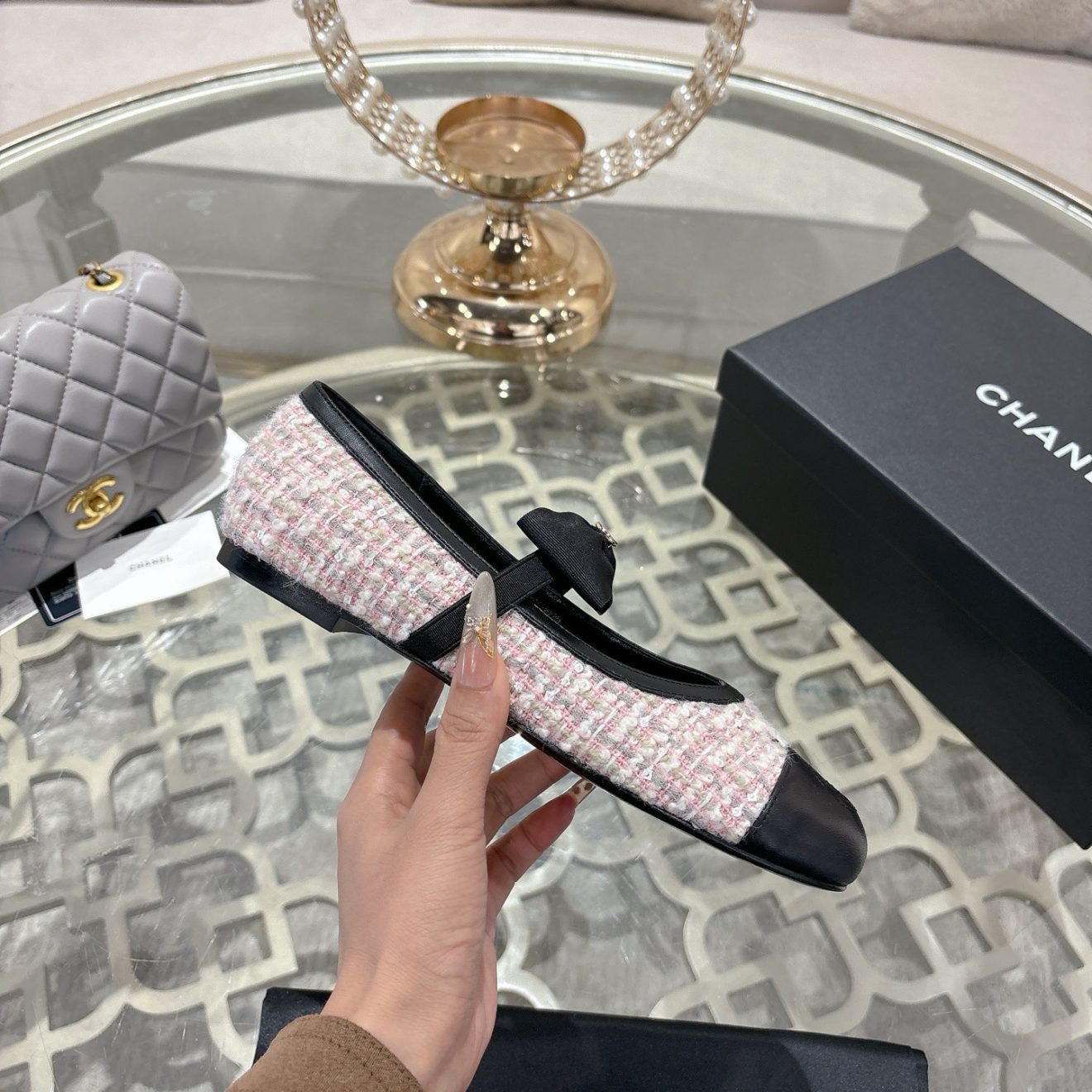 CHANEL shoes - Image 4