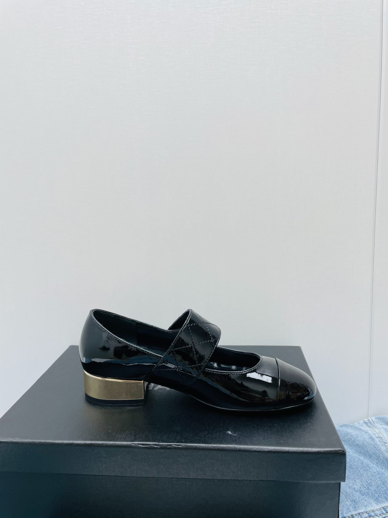 CHANEL  shoes - Image 6