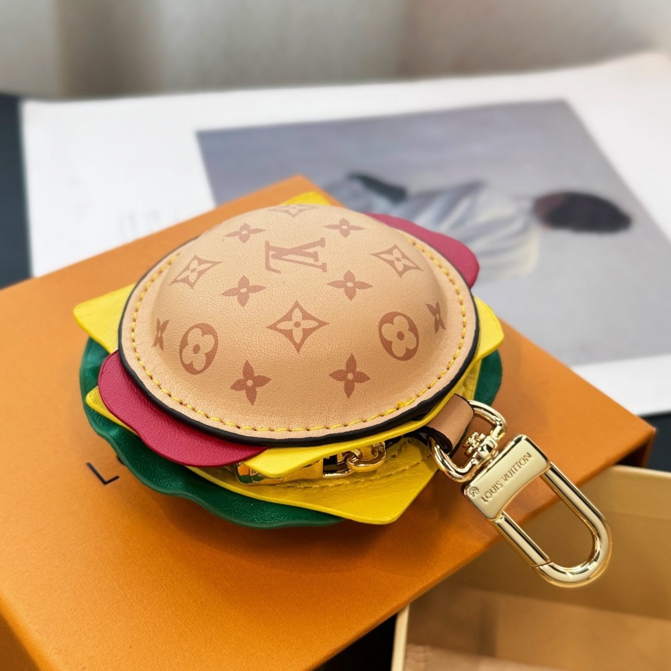 LOUIS VUITTON lv Charm