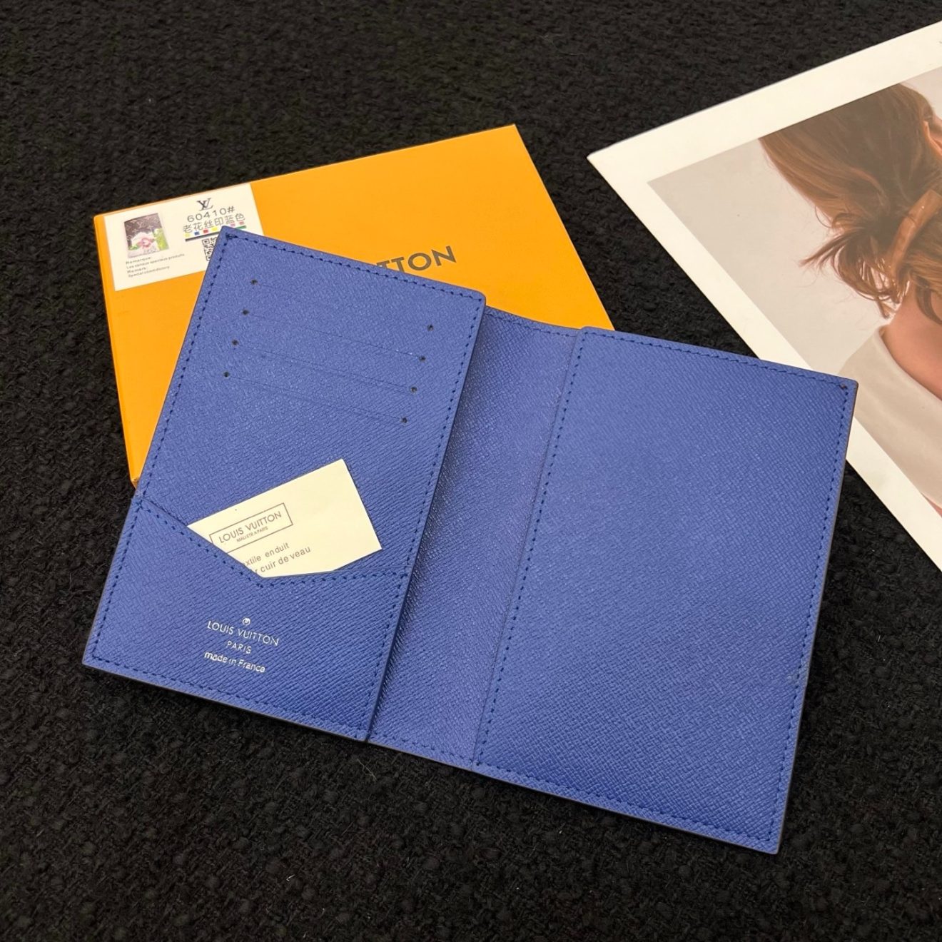 LOUIS VUITTON lv Passport cover - Image 6