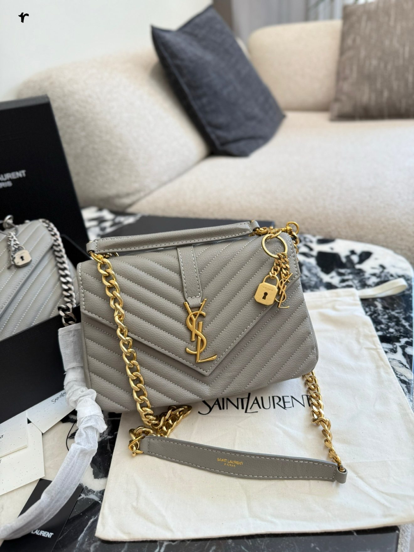 YSL BAG size  :  24X16X6cm - Image 7