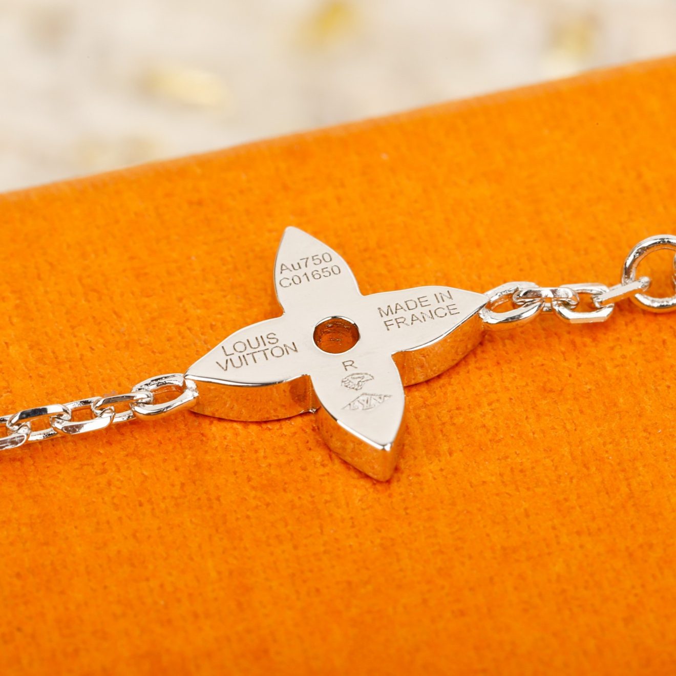 Louis Vuitton lv  Bracelet - Image 5