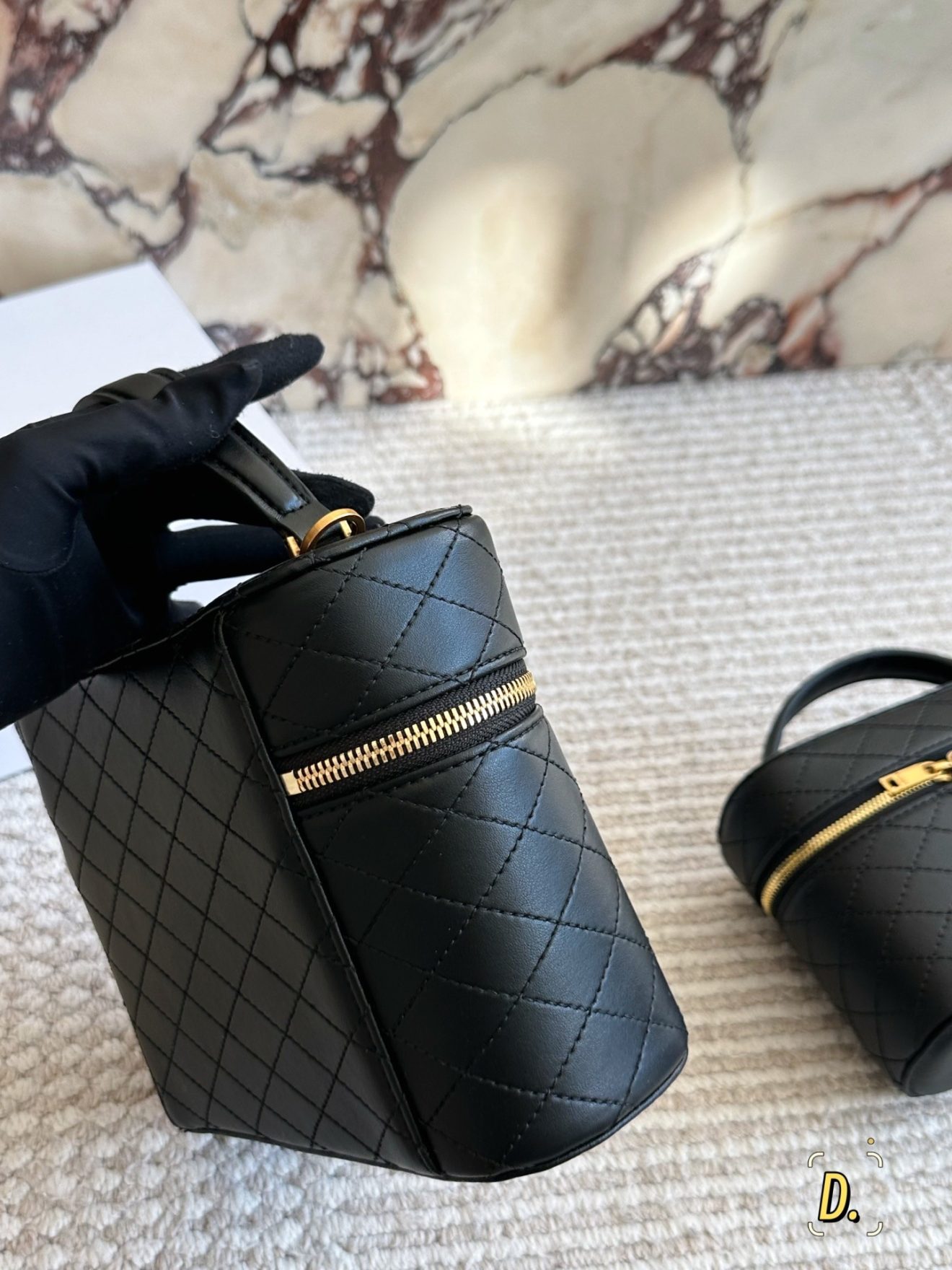 YSL Vanity black with gold hardware - Image 5