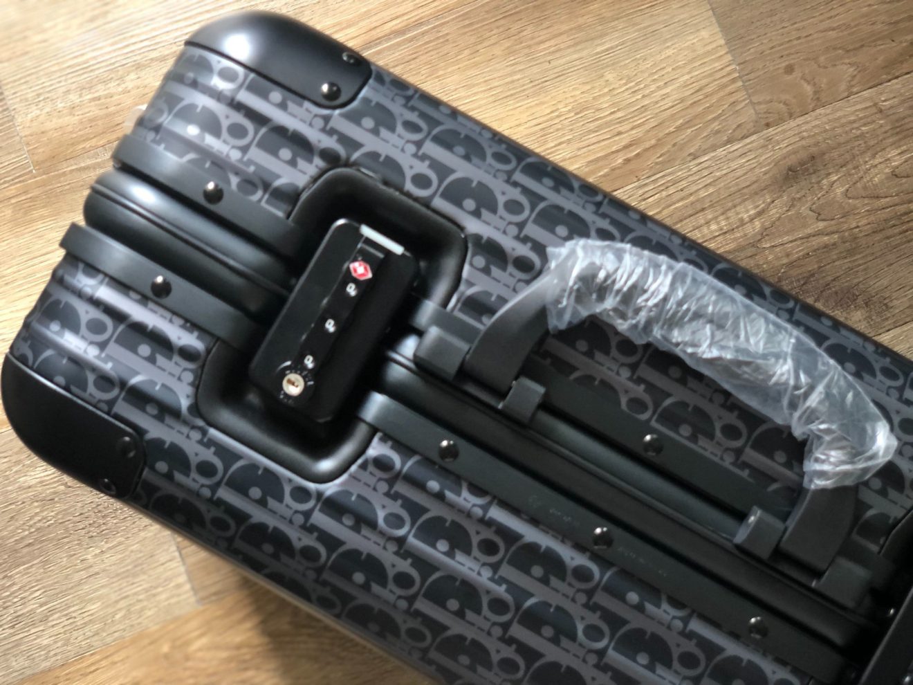 RIMOWA Suitcase - Image 8