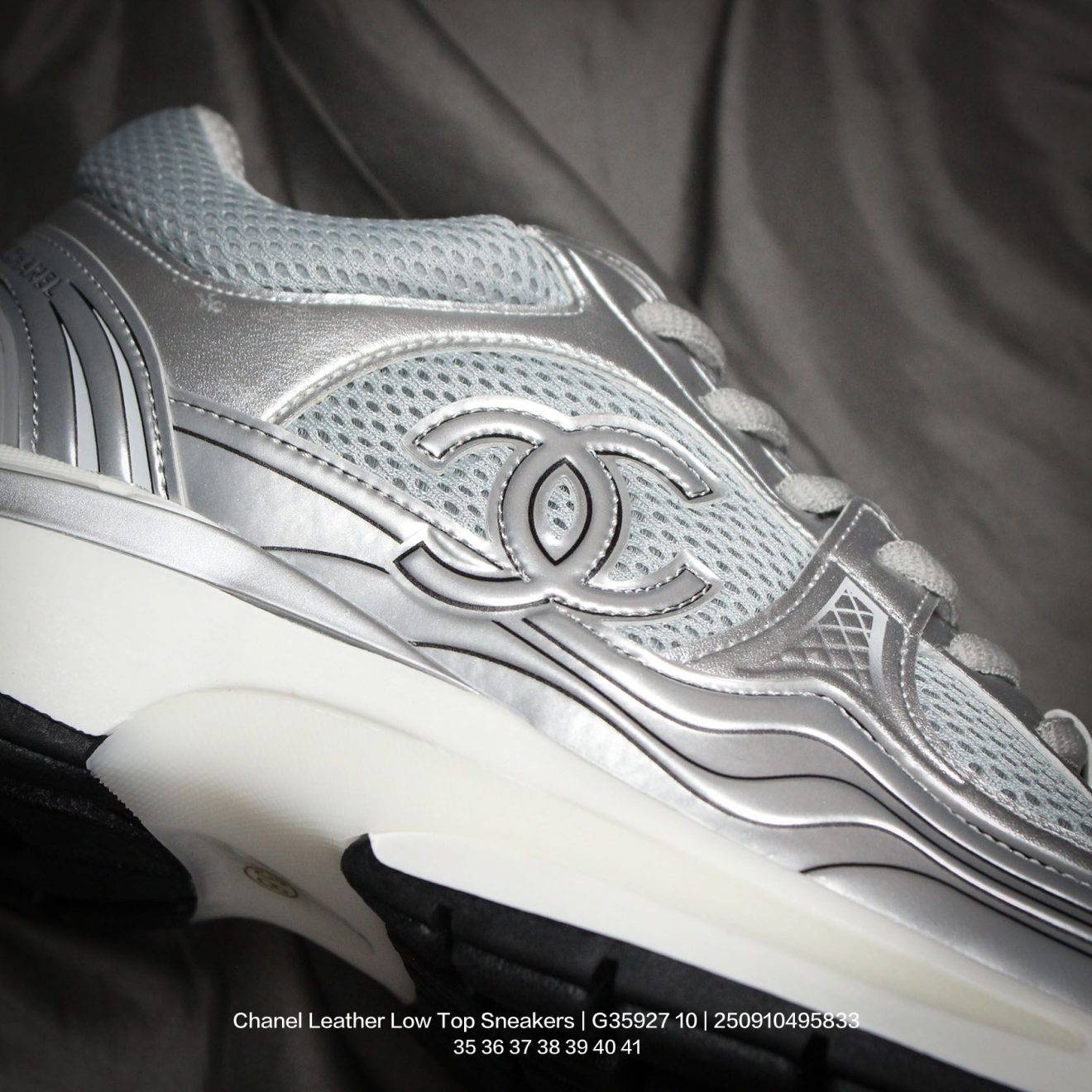 CHANEL Shoes - Image 8