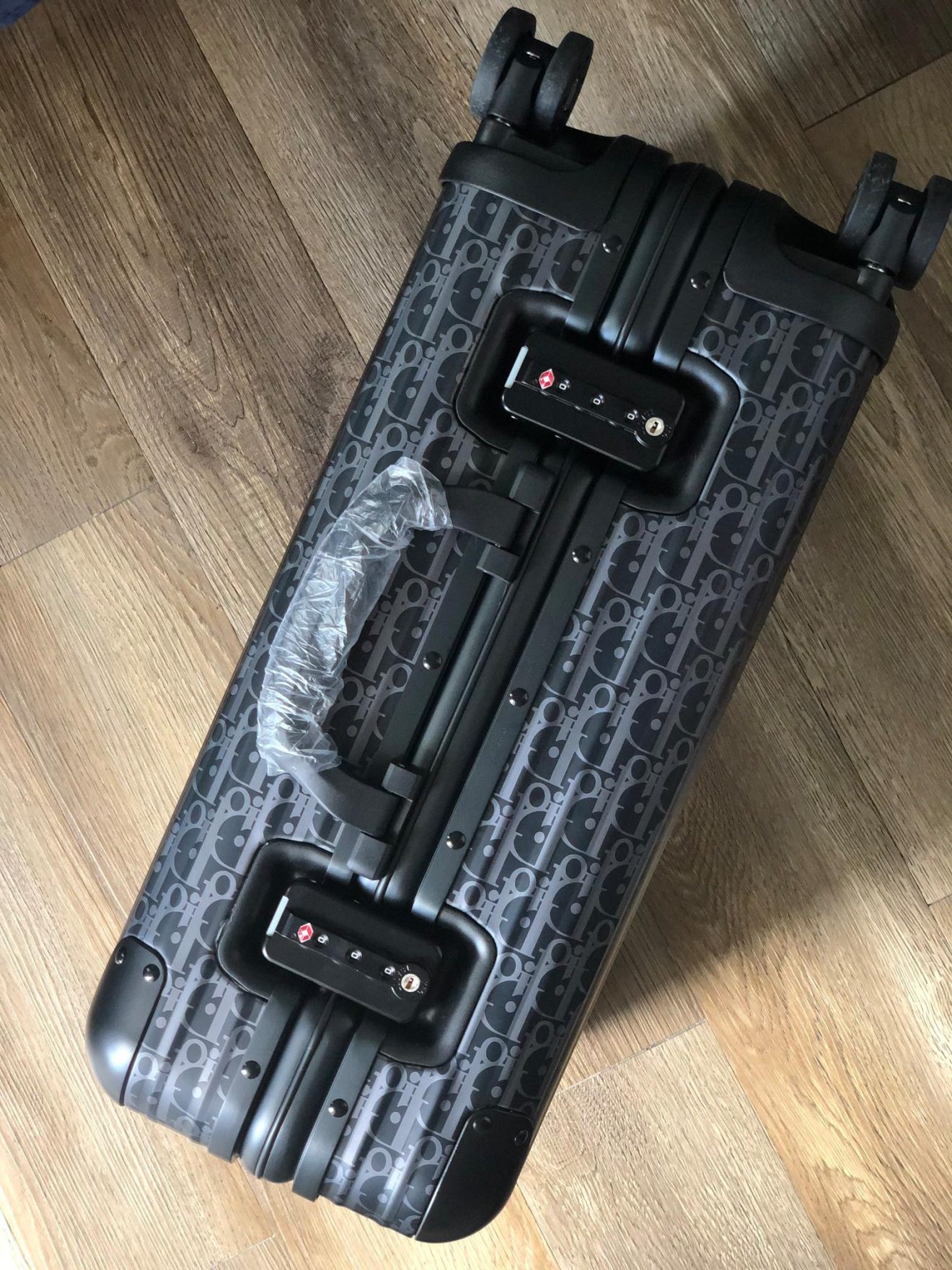 RIMOWA Suitcase - Image 9