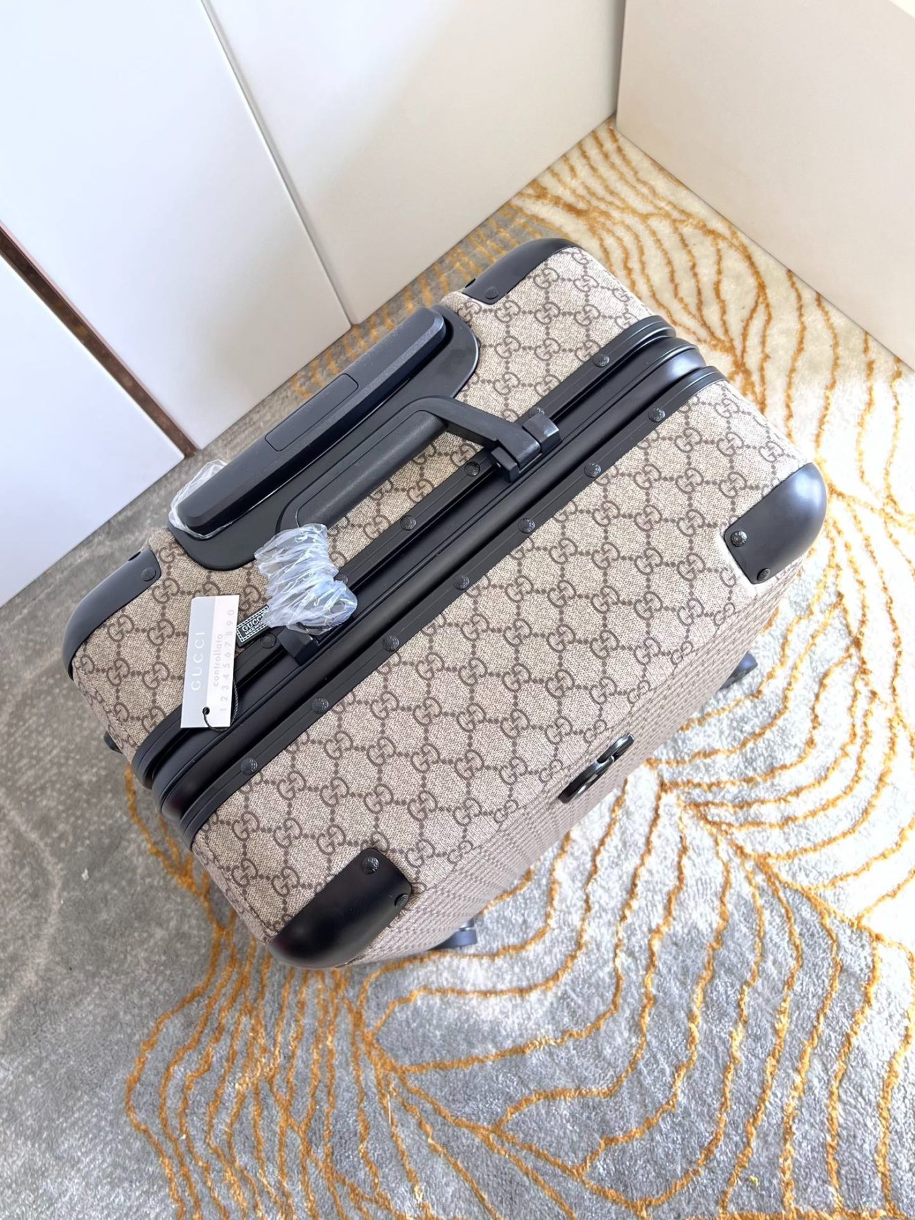 GUCCI Suitcase - Image 6