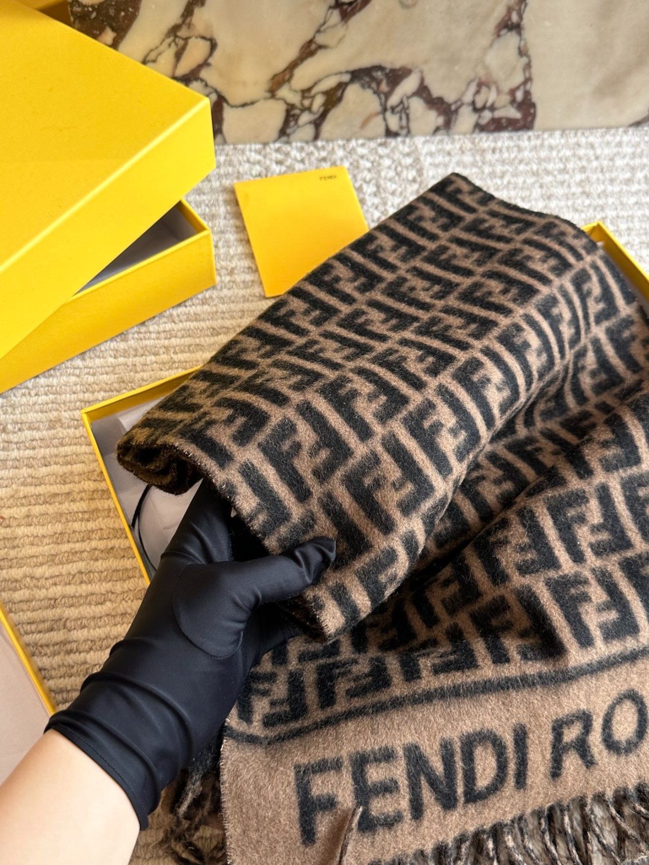 FENDI Scarf  size：35*180cm - Image 7