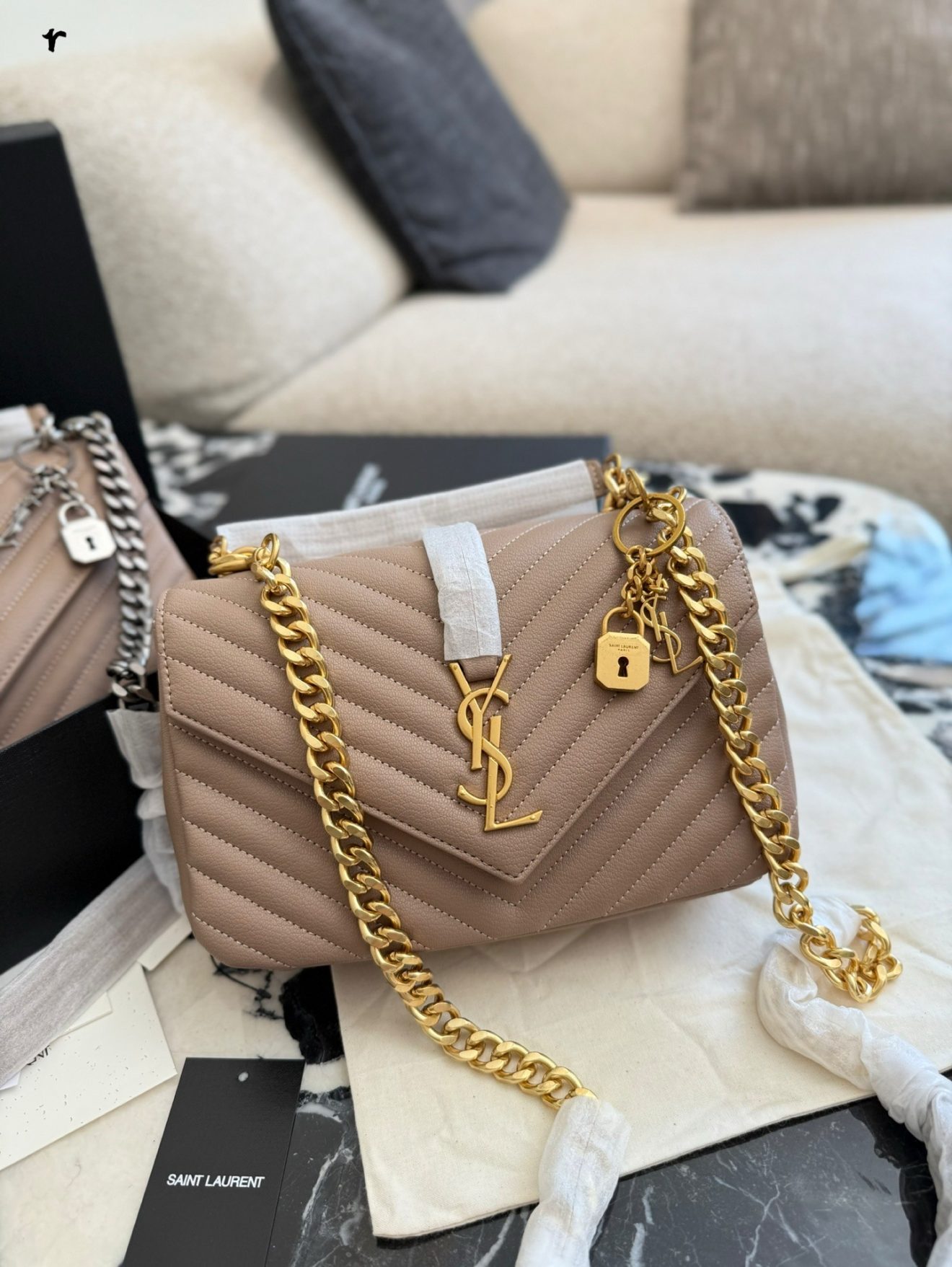 YSL BAG size  :  24X16X6cm - Image 10
