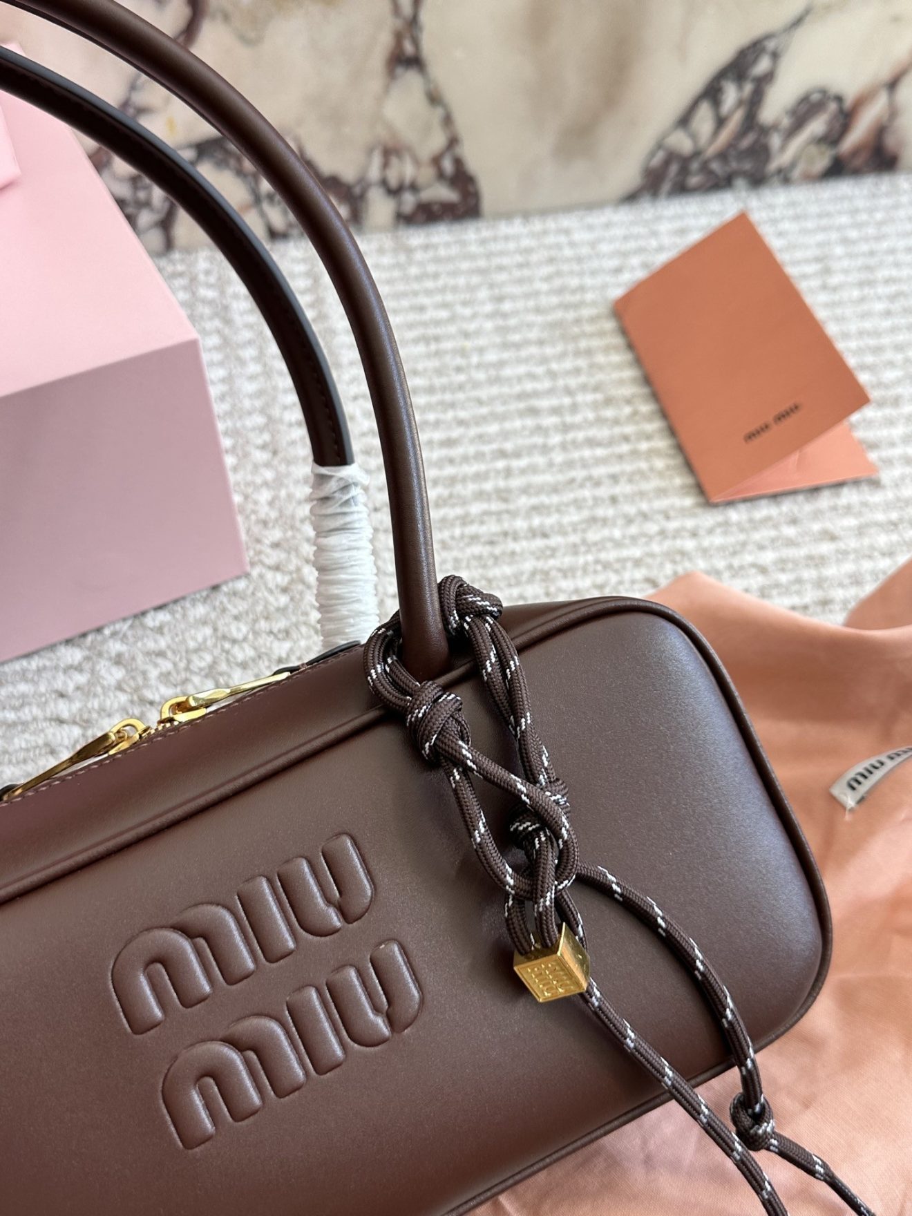 MIUMIU BAG  SIZE : 28  x  12 CM - Image 3