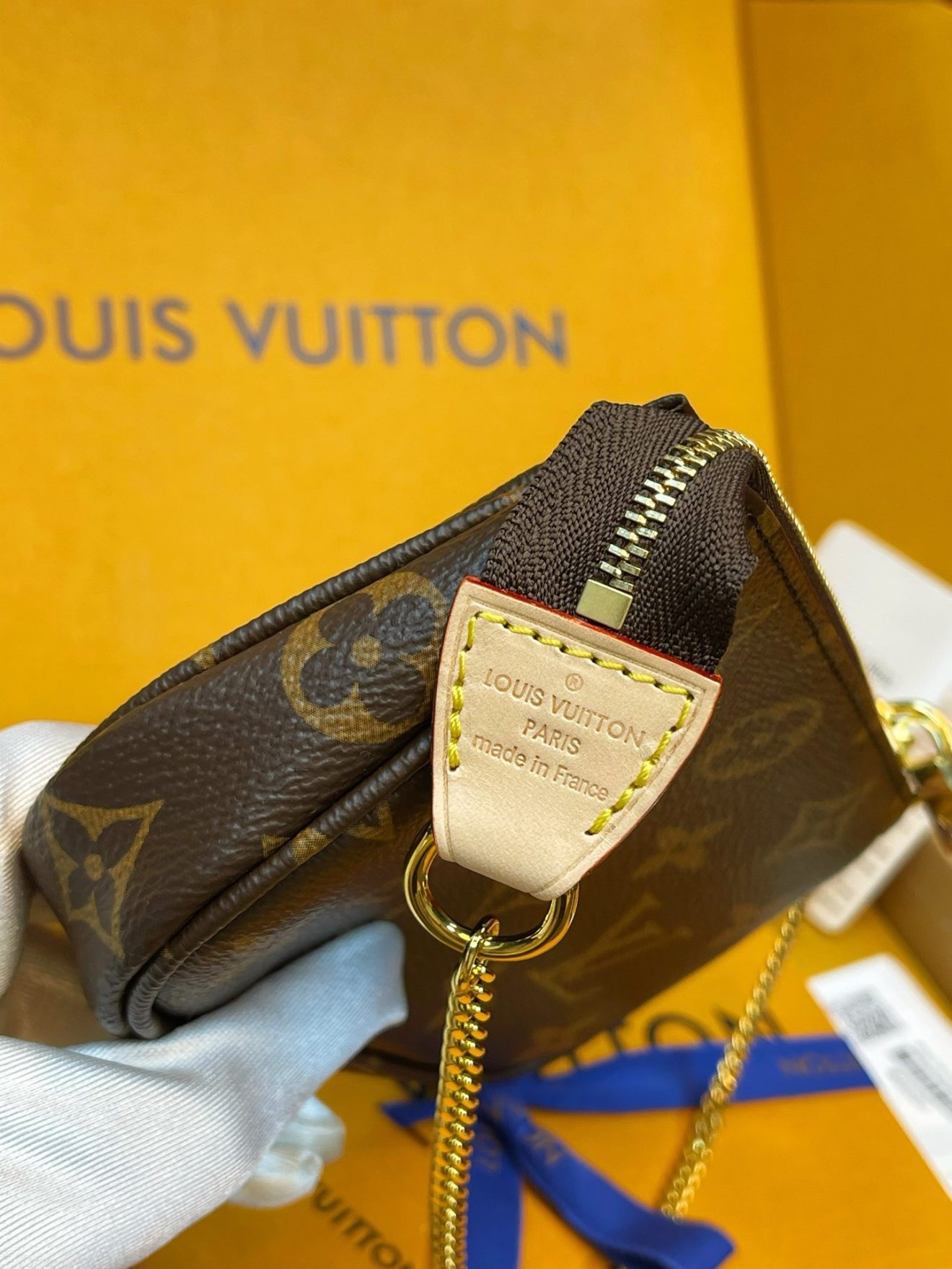LOUIS VUITTON lv bag - Image 3