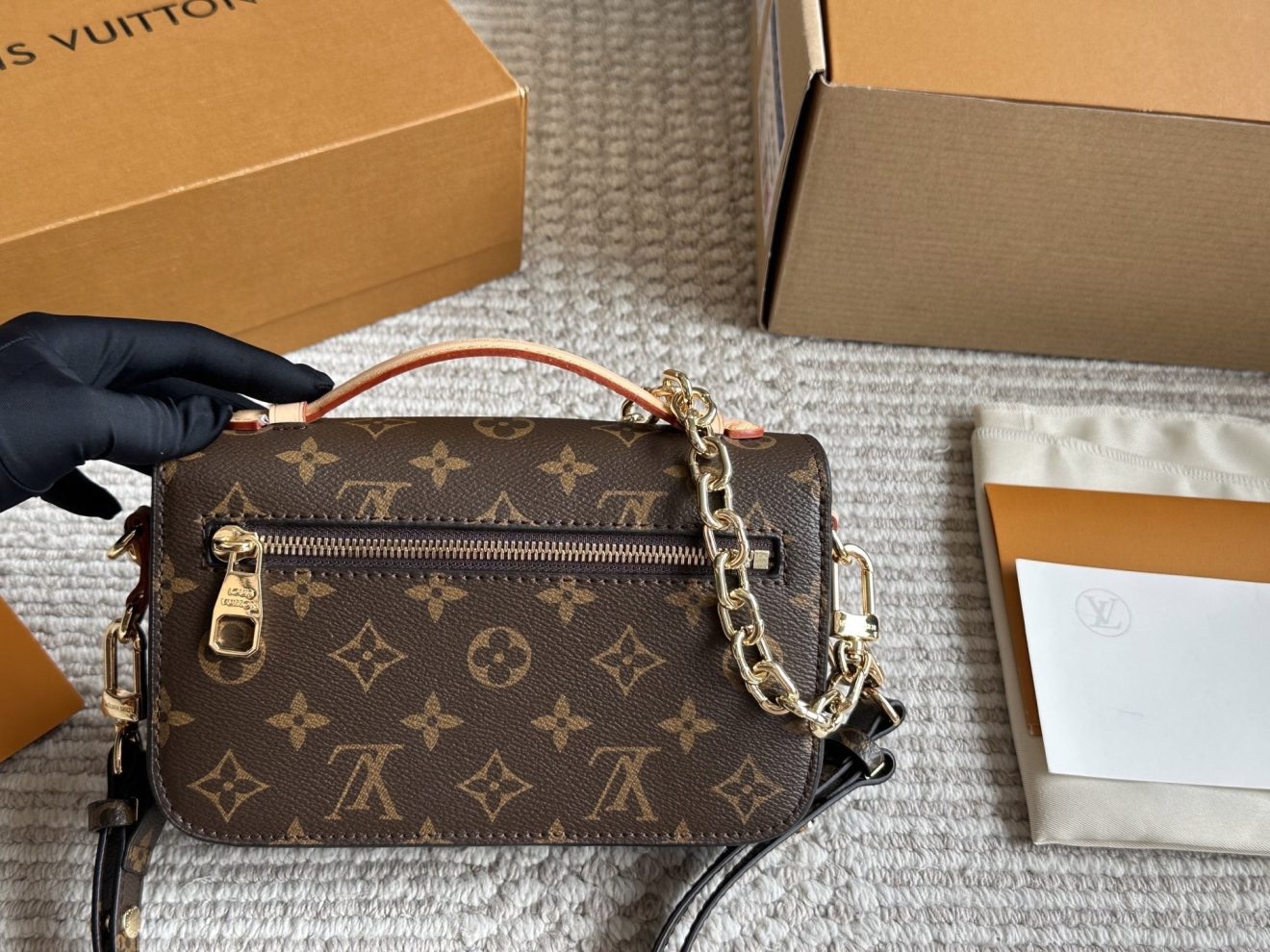 LOUIS VUITTON lv metis bag - Image 5
