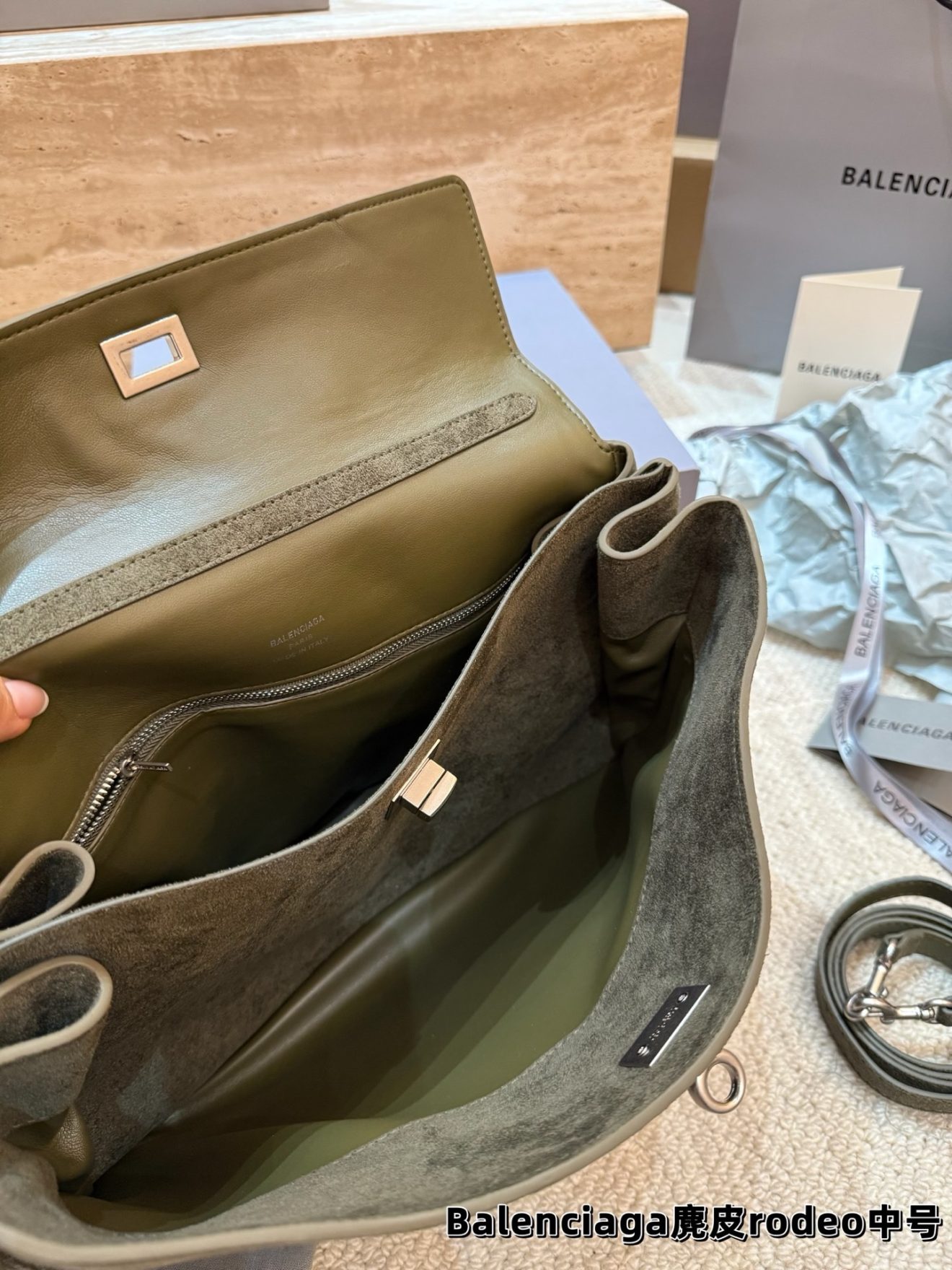 BALENCIAGA BAG , SIZE: 35x23 ,28x 20, 22x17 cm - Image 6