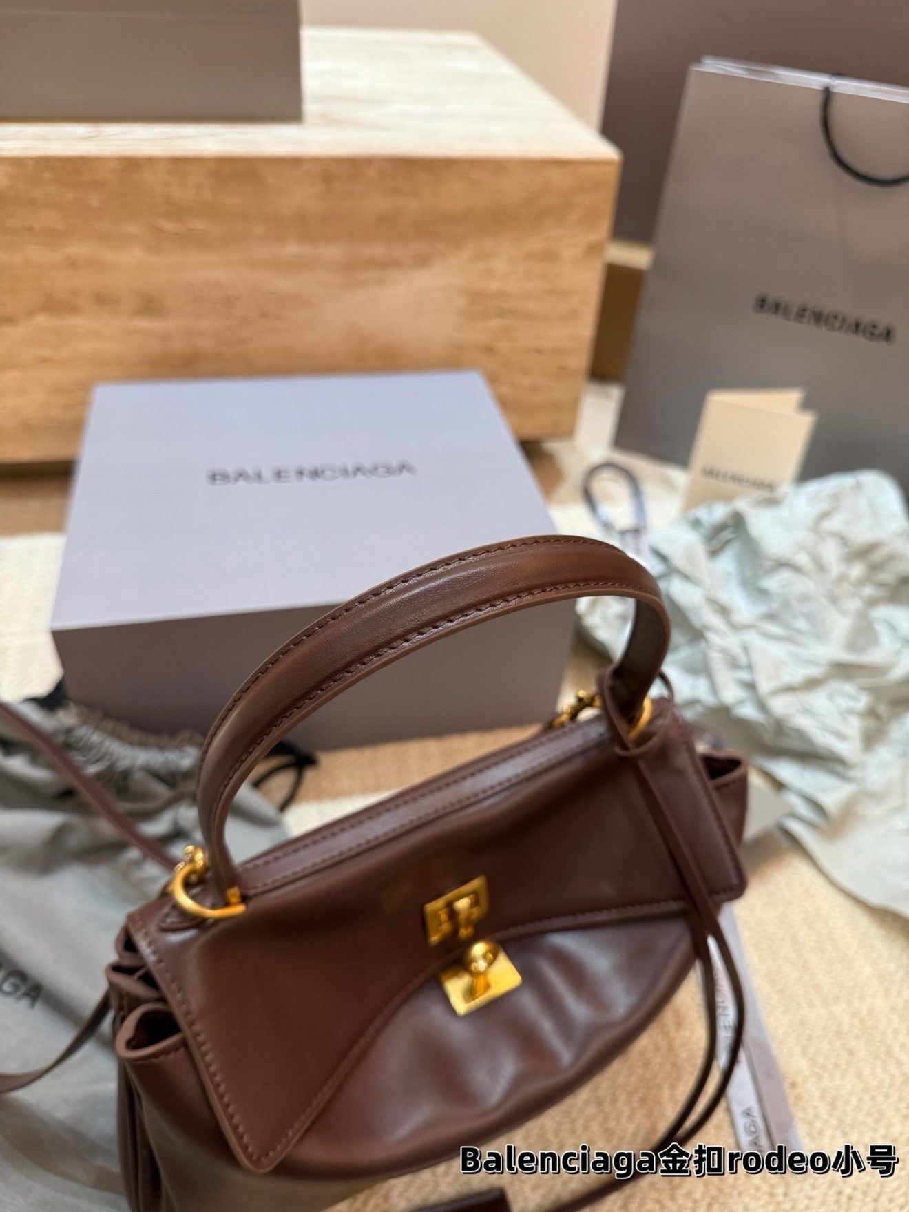 BALENCIAGA BAG , SIZE : 28X 20 CM - Image 7