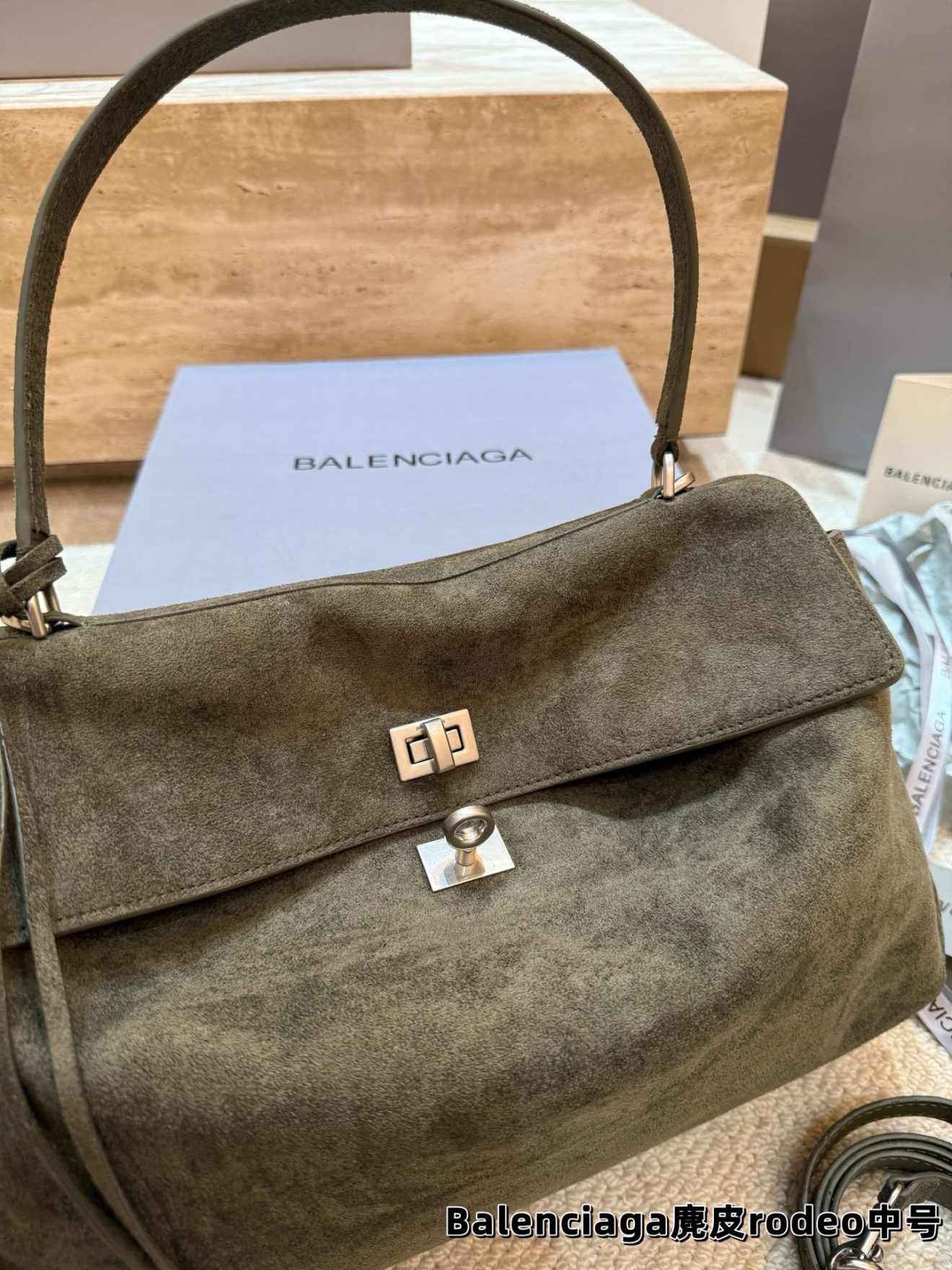 BALENCIAGA BAG , SIZE: 35x23 ,28x 20, 22x17 cm - Image 8