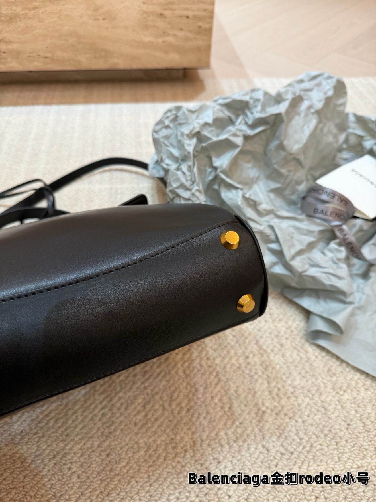 BALENCIAGA BAG , SIZE : 28X 20 CM - Image 10