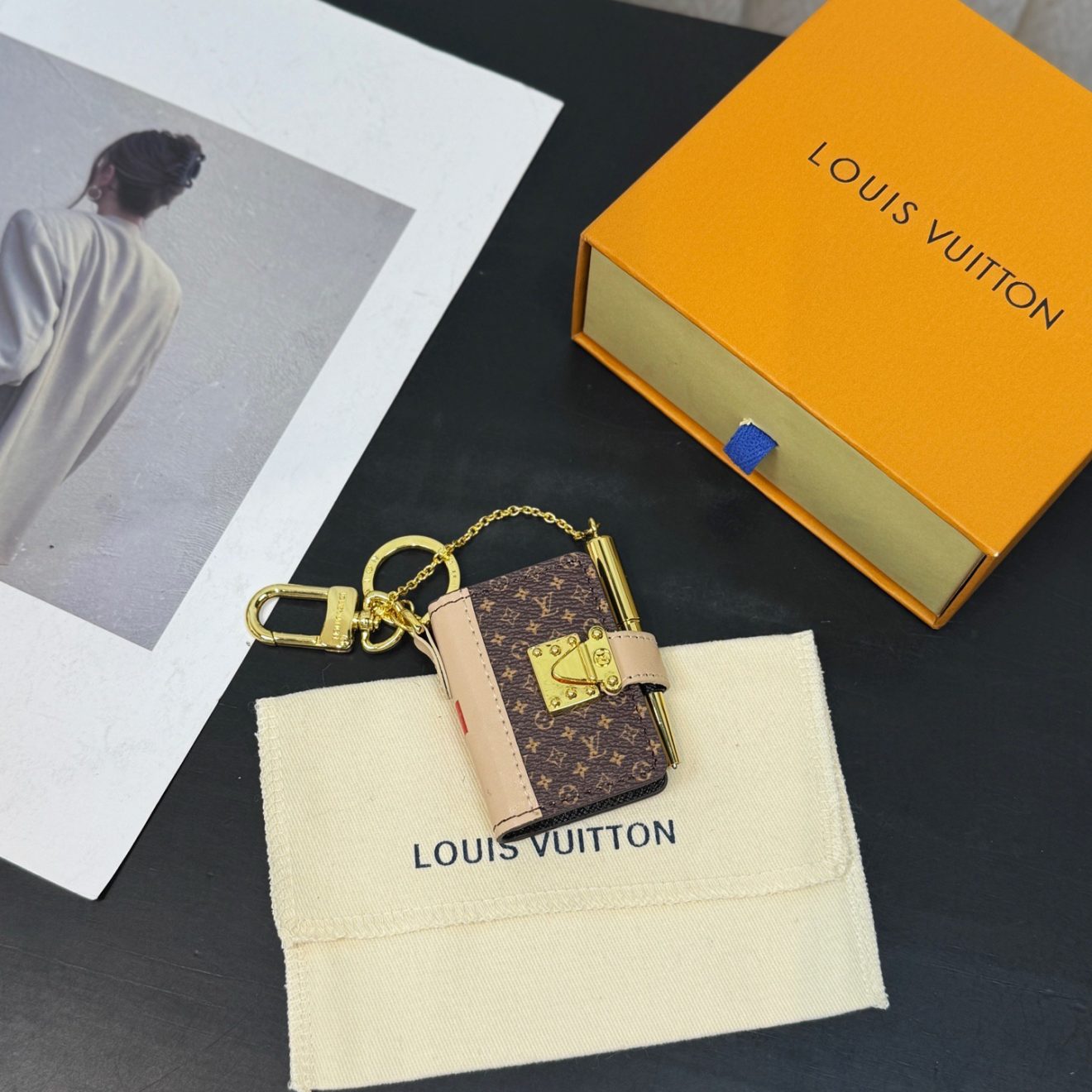 LOUIS VUITTON lv AGENDA - Image 7