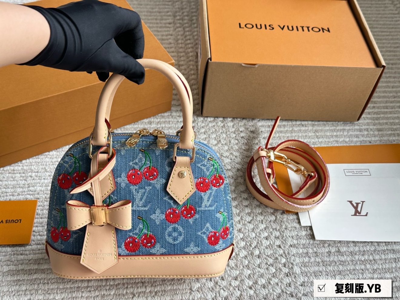 LOUIS VUITTON lv ALMA NANO  size： 20*14cm - Image 2