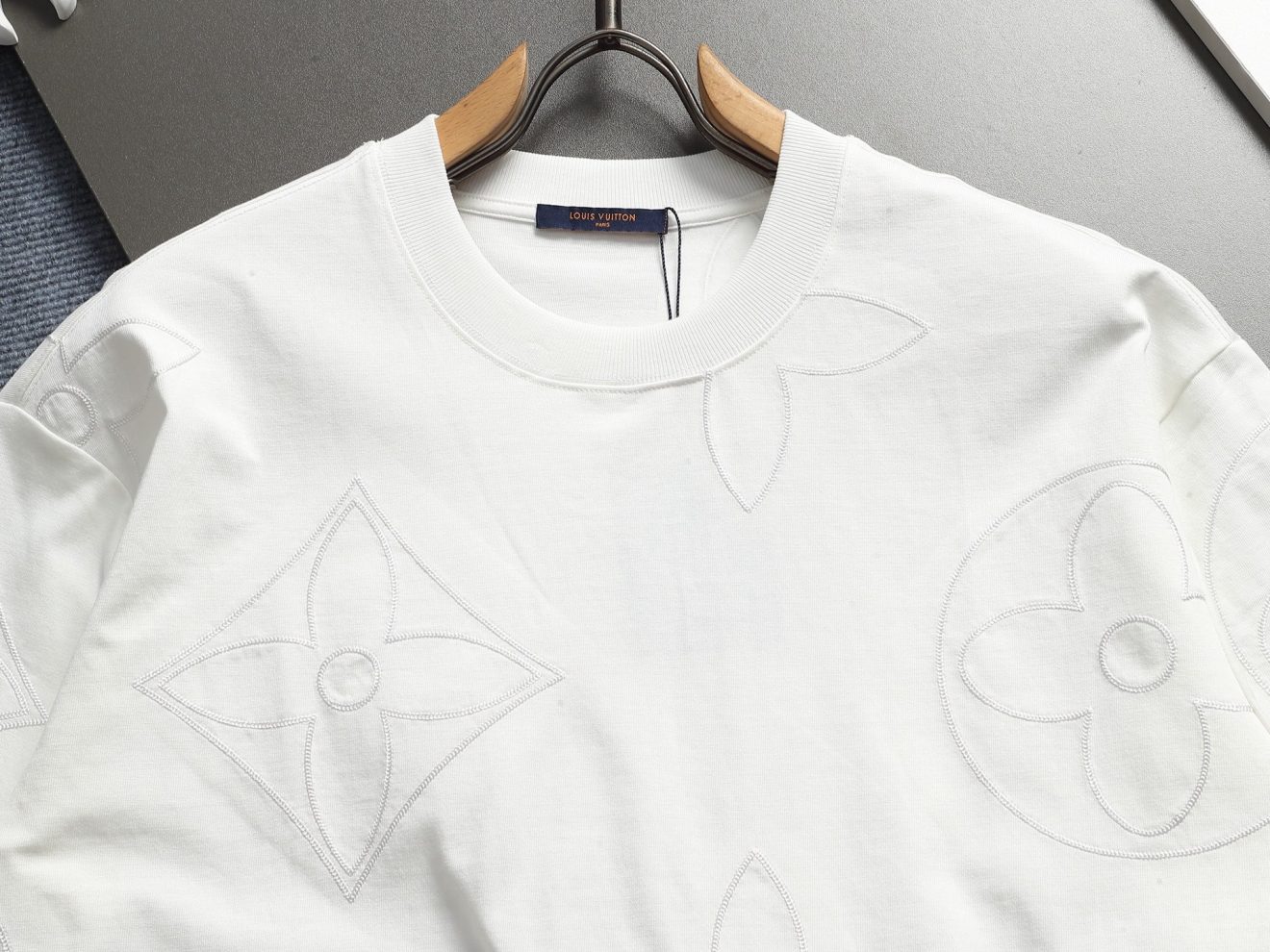 LOUIS VUITTON LV CLOTHES - Image 8