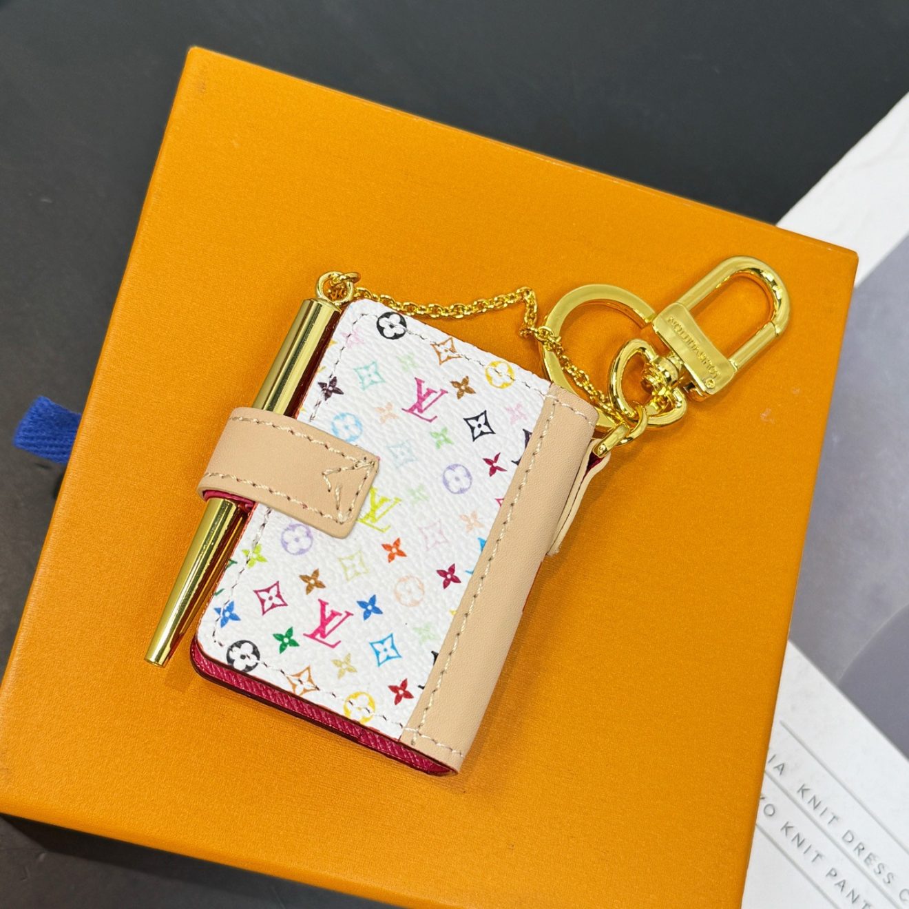 LOUIS VUITTON lv AGENDA - Image 6