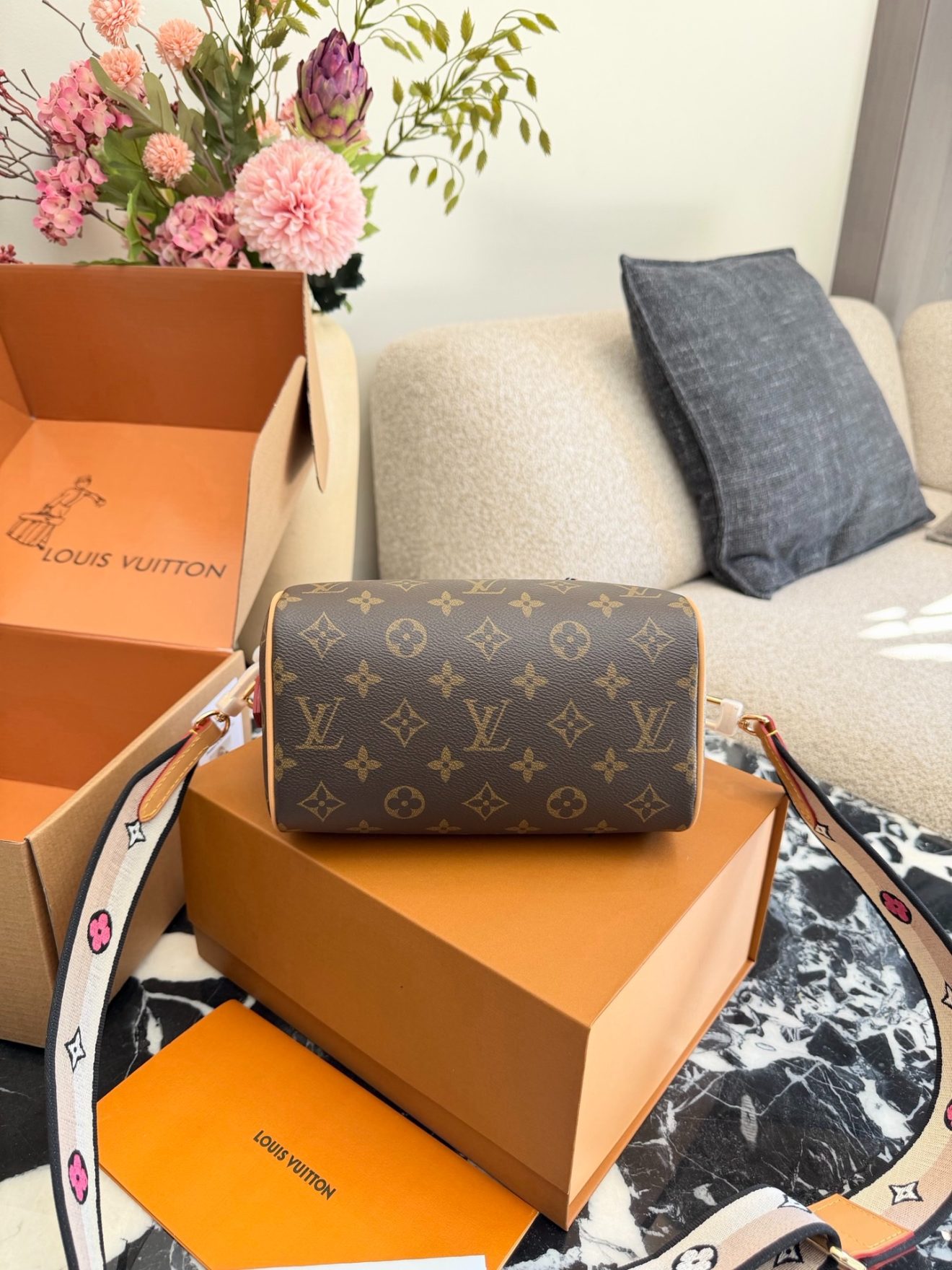 LOUIS VUITTON lv SPEEDY20 SIZE :  20.5x13.5x12 CM - Image 8