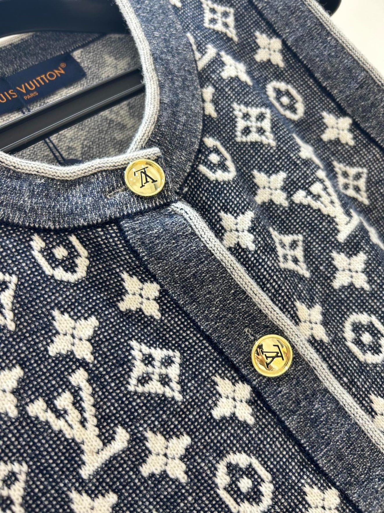 LOUIS VUITTON  lv CLOTHES - Image 6