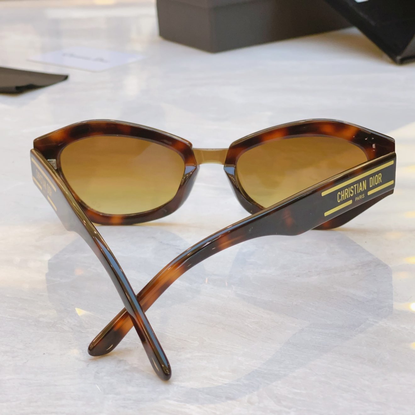 DIOR SUNGLASSES - Image 10