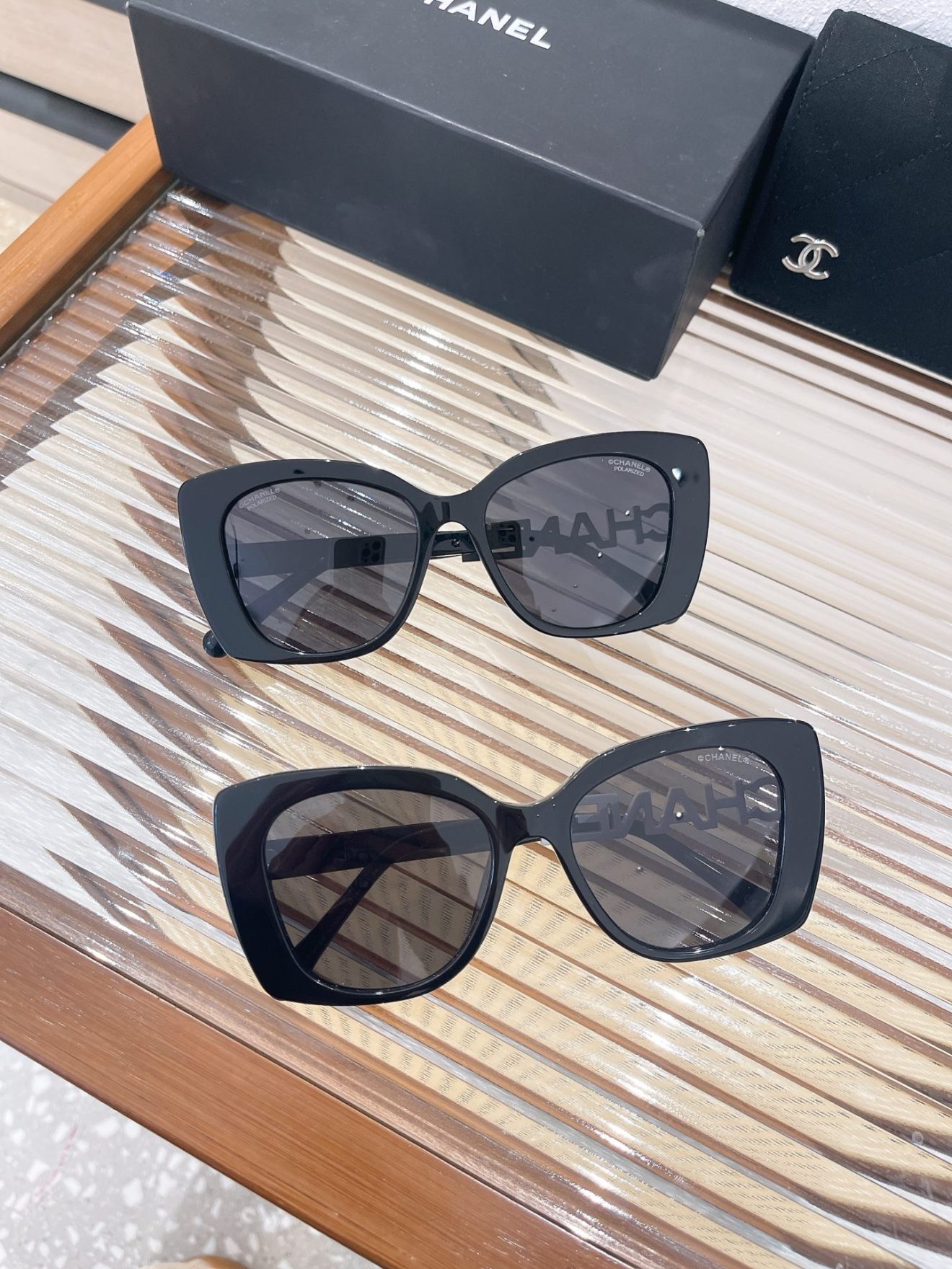 CHANEL SUNGLASSES - Image 2