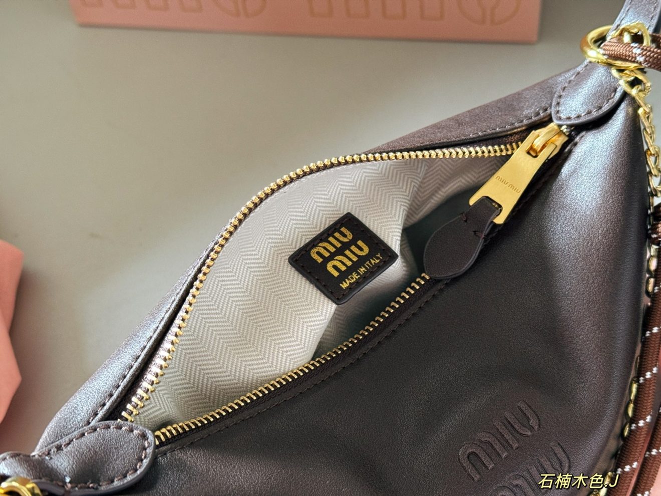 MIUMIU BAG  SIZE : 18*15cm - Image 3