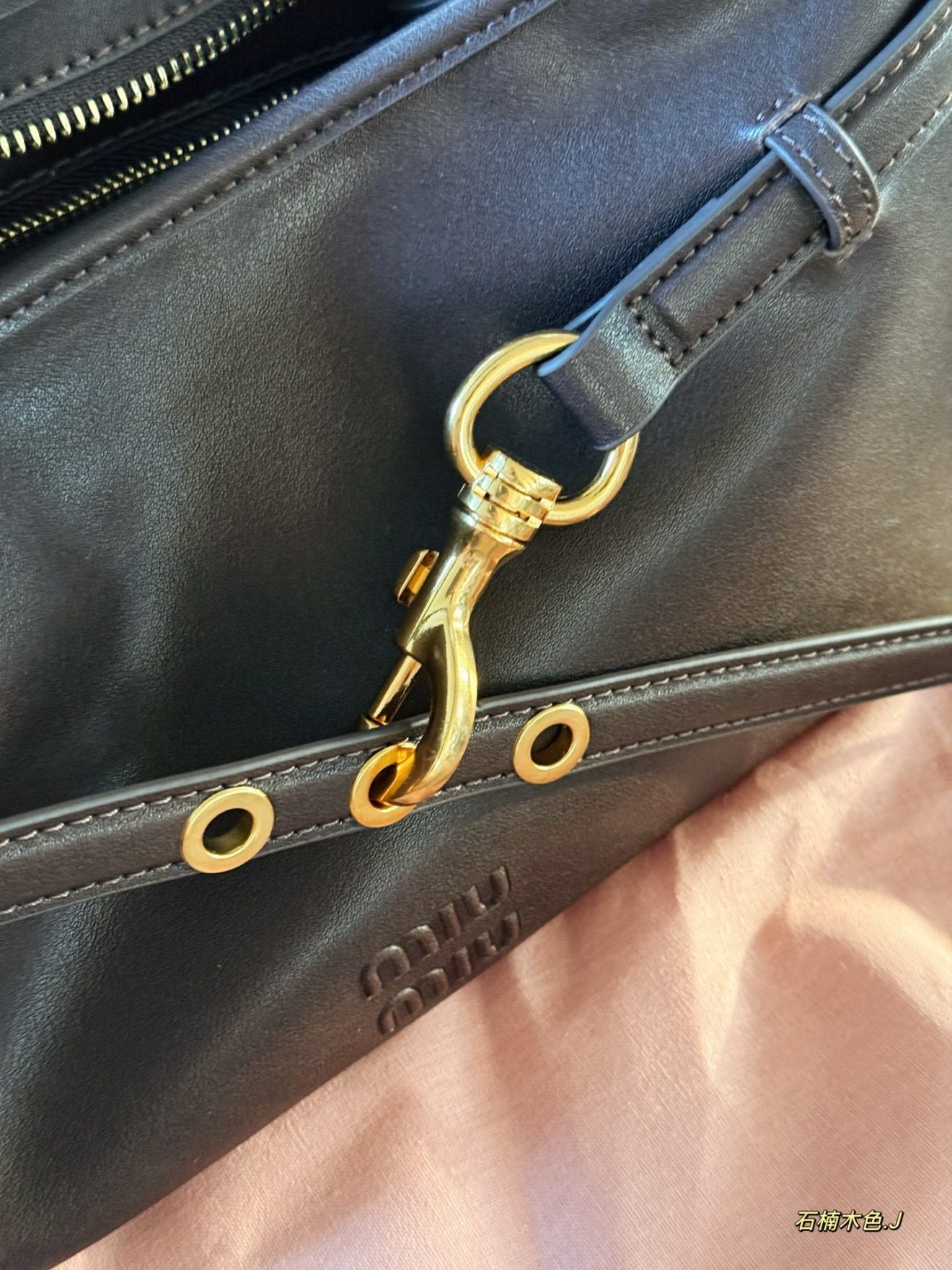 MIUMIU BAG Size: 41*24cm - Image 5