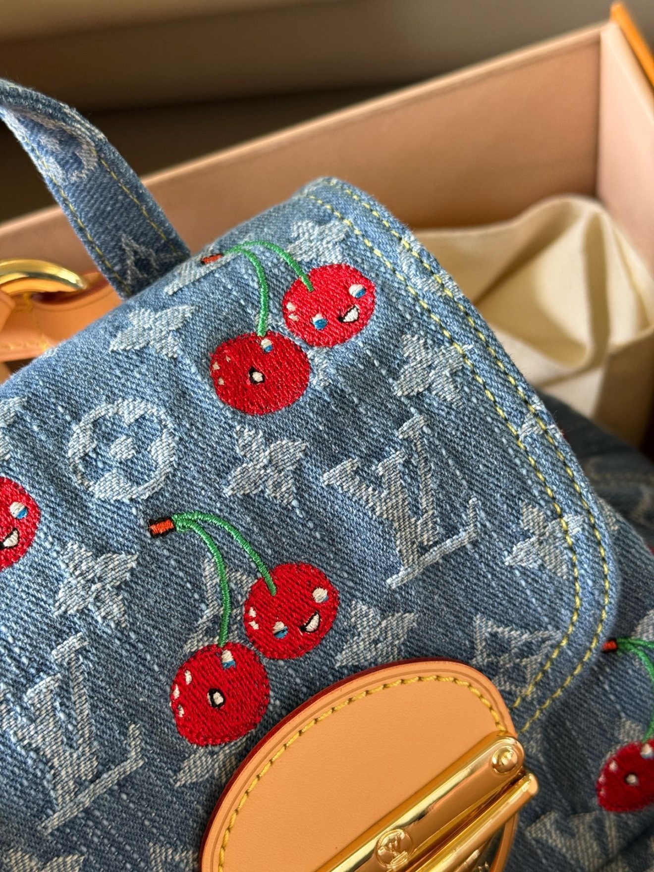 LOUIS VUITTON lv BACKPACK  size：20*20cm - Image 6