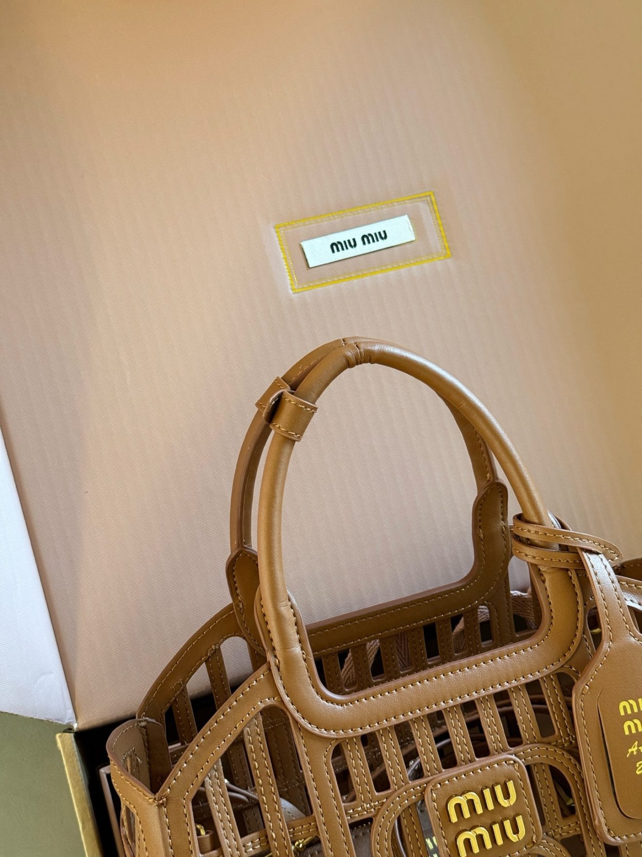 MIUMIU  BAG  size：24.5*15 CM - Image 6