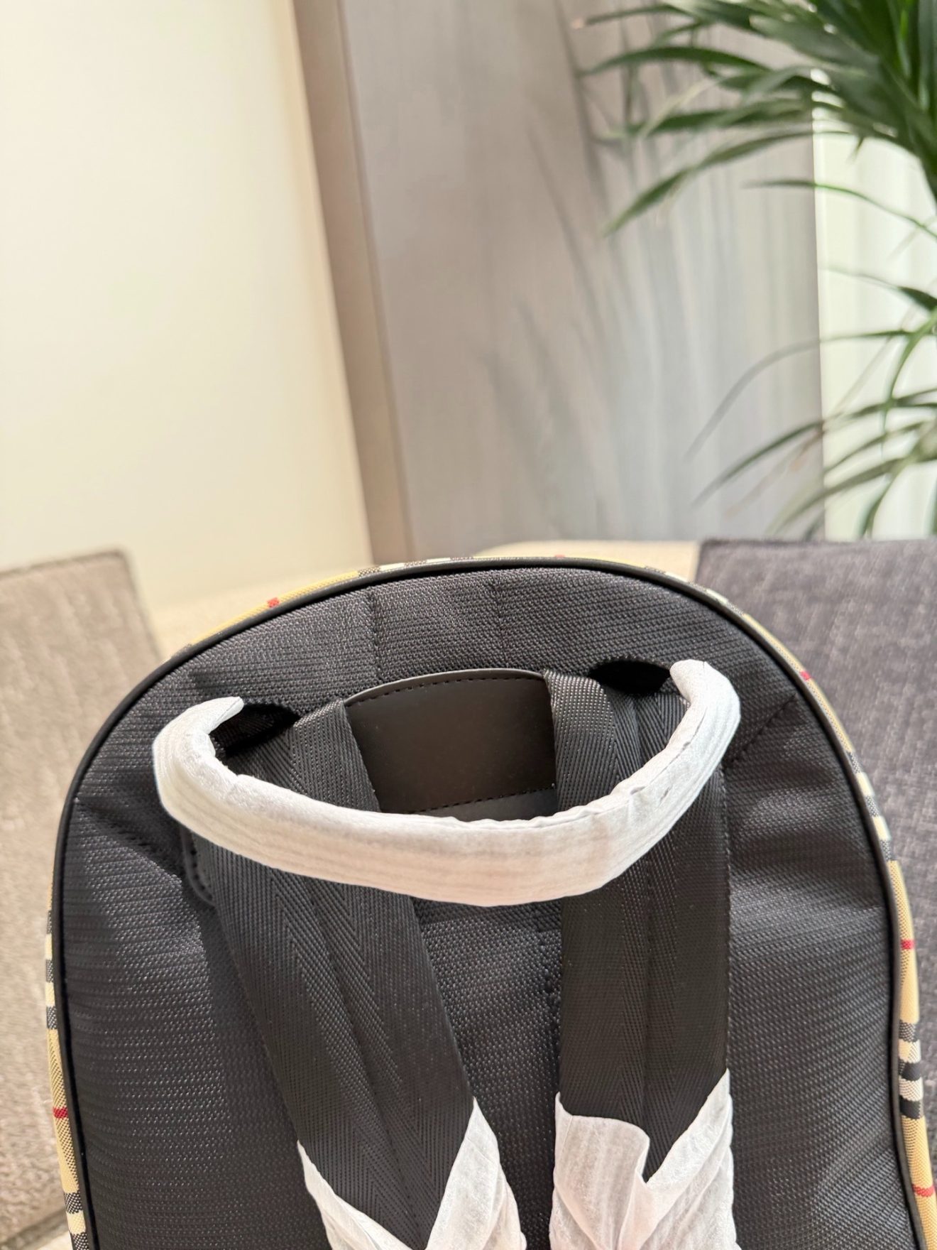 BURBERRY BACKPACK size: 30×32cm - Image 6