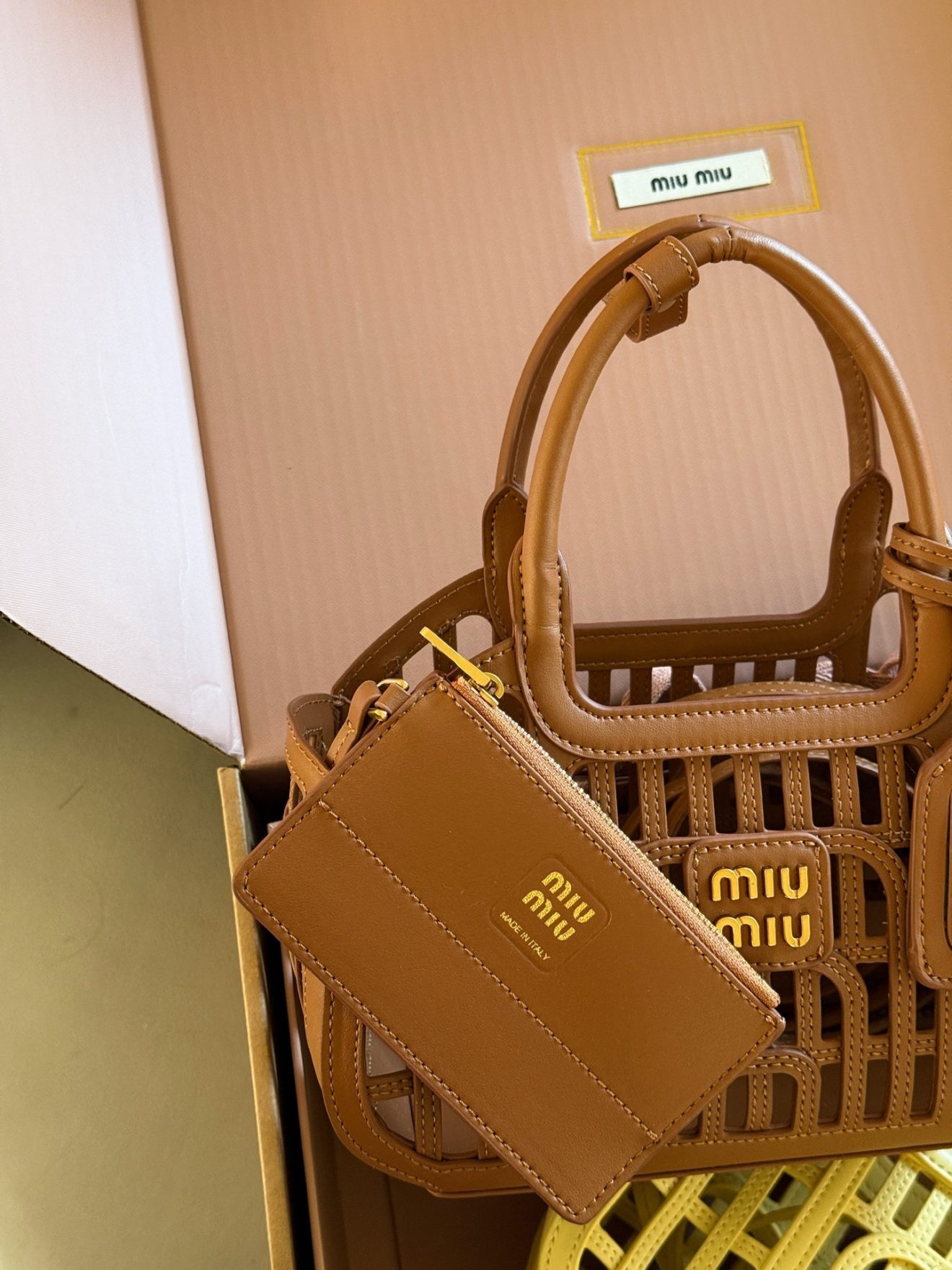 MIUMIU  BAG  size：24.5*15 CM - Image 8