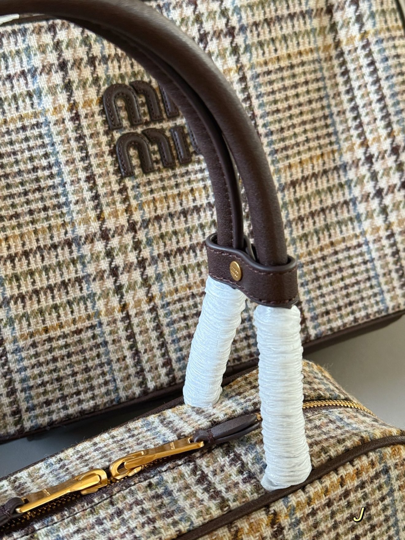MIUMIU BAG size：28.5*14cm（small ） 35*22cm（big ） - Image 7