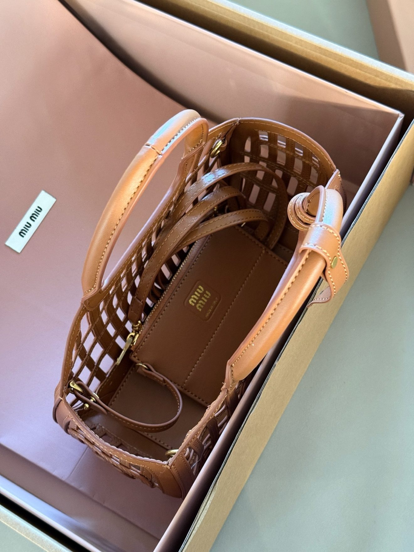 MIUMIU  BAG  size：24.5*15 CM - Image 9
