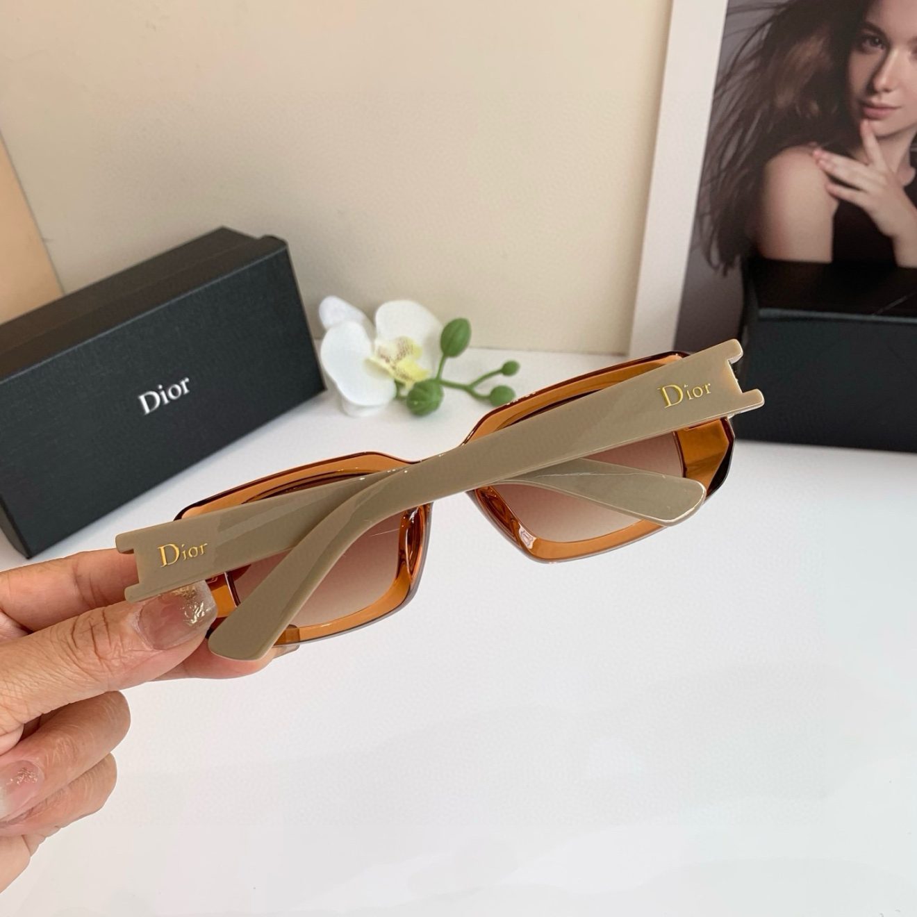 DIOR SUNGLASSES - Image 6
